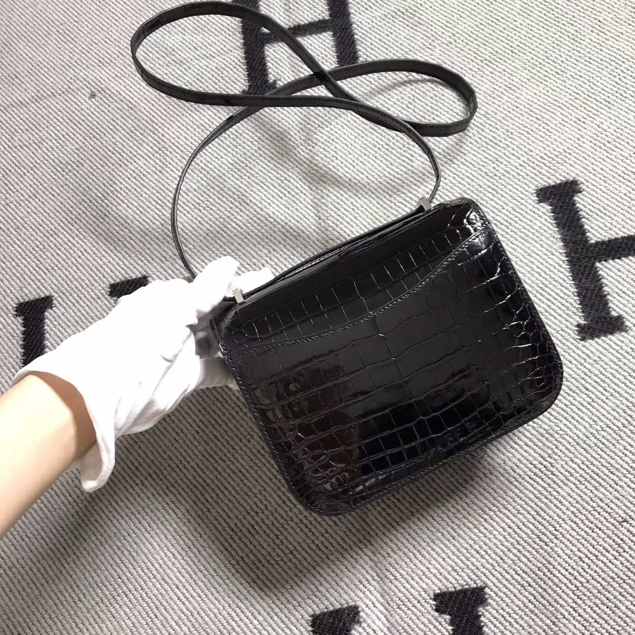 Hermes爱马仕 Constance 19 黑色 亮面 银扣