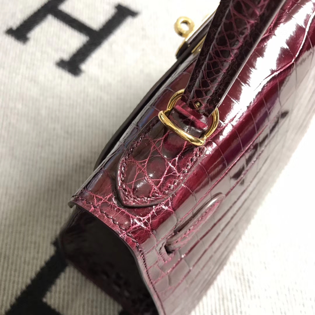 Hermès（爱马仕）Kelly凯莉包 酒红色 金扣 28cm