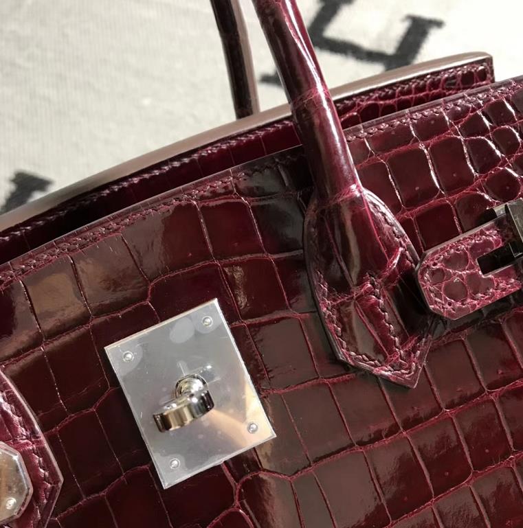 Hermès（爱马仕）Birkin 铂金包 湾鳄酒红 银扣 30cm