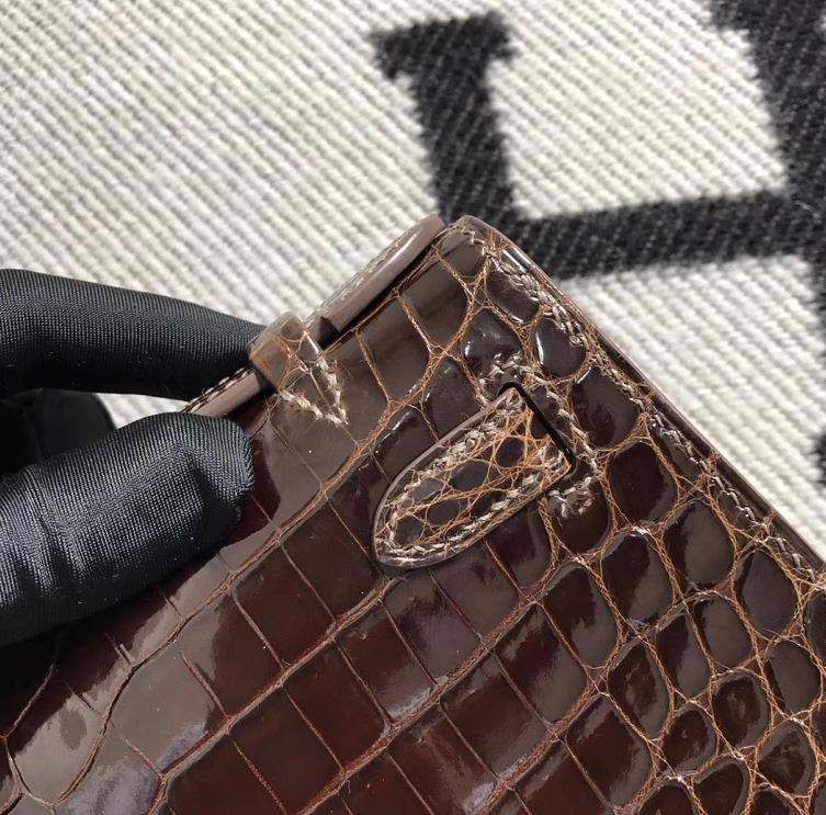 Hermès（爱马仕） Mini Kelly迷你凯莉 深咖啡色 银扣 22cm
