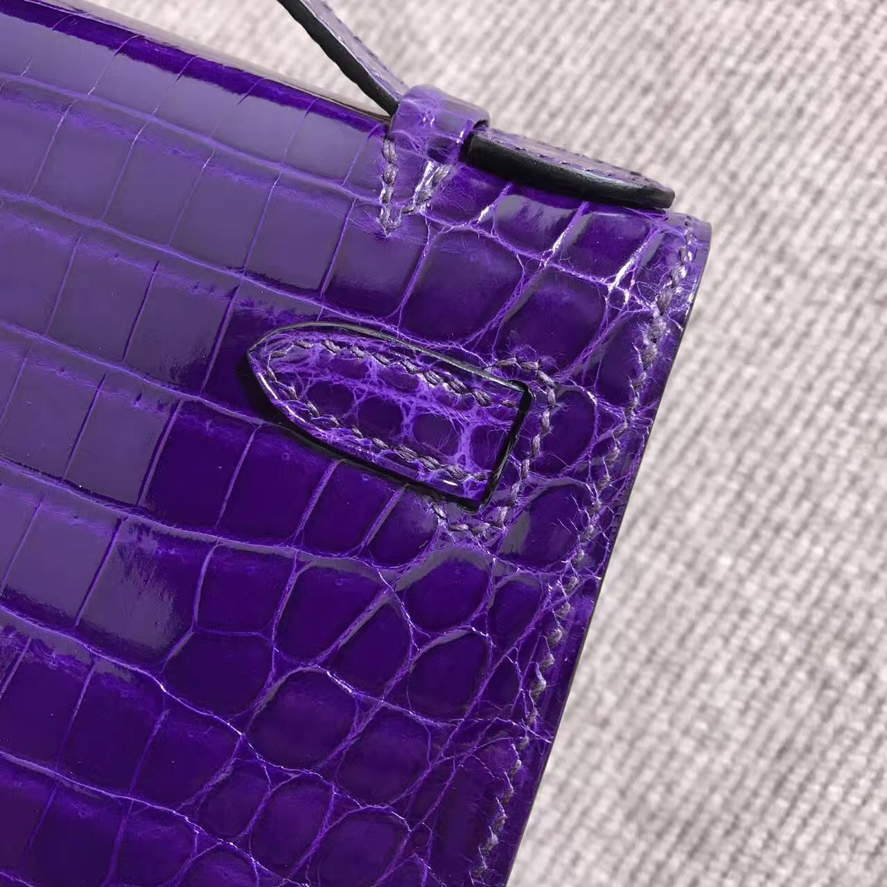 Hermès（爱马仕） Mini Kelly迷你凯莉 紫色 鳄鱼皮 银扣 22cm
