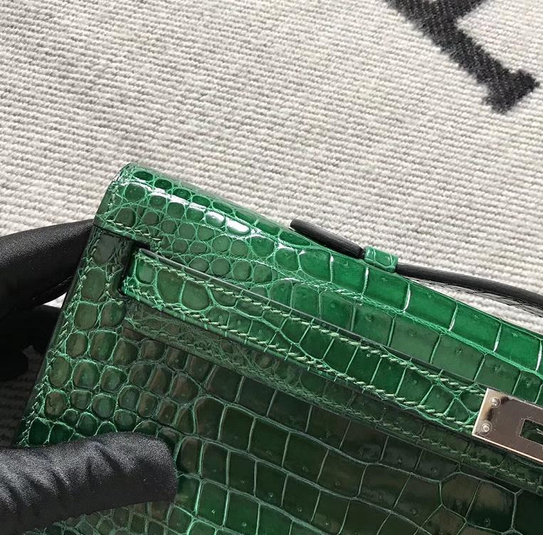 Hermes KellyCut 手拿包 鳄鱼皮 湾鳄 祖母绿 银扣