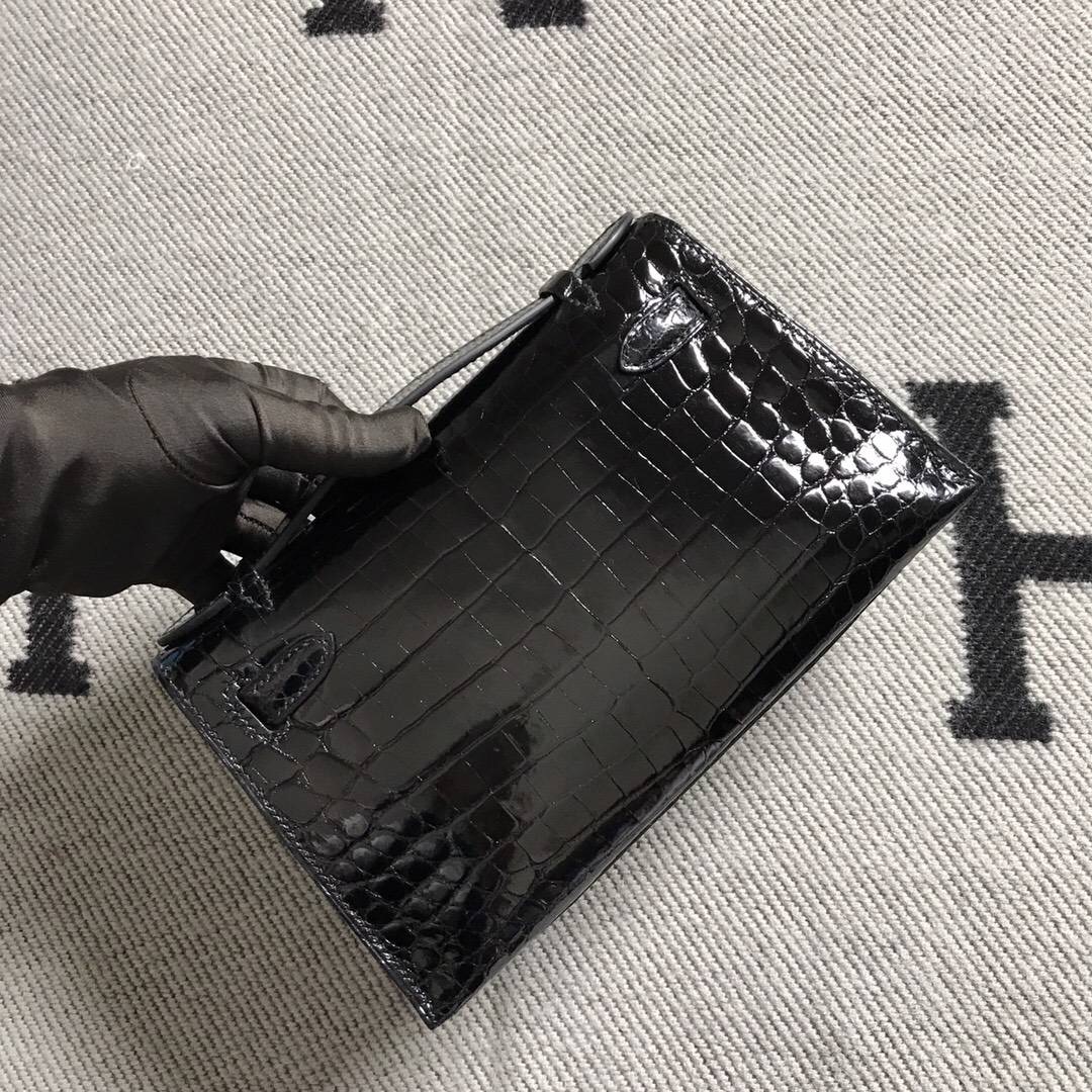 Hermès（爱马仕） Mini Kelly迷你凯莉 黑色 鳄鱼皮 银扣 22cm