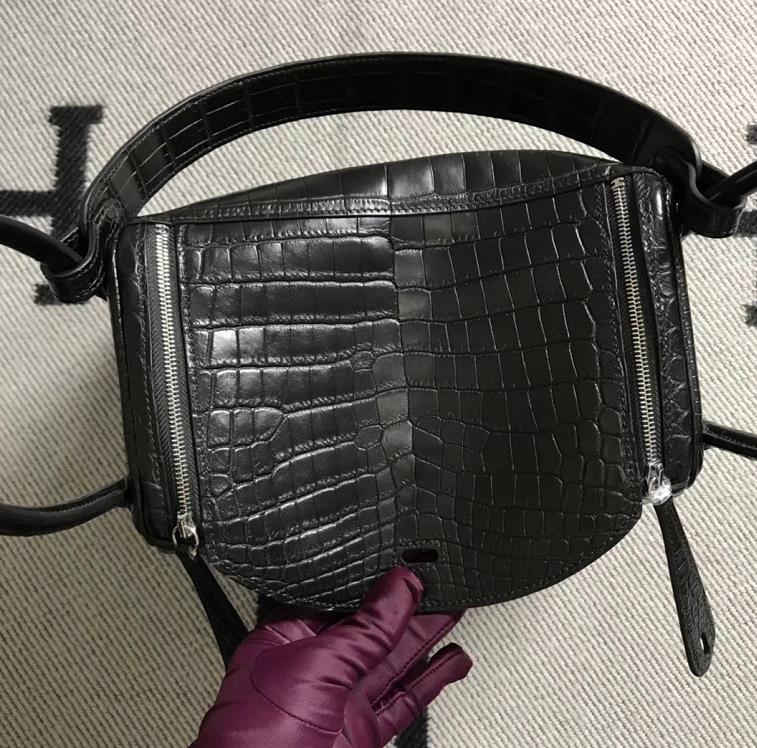 Hermes 爱马仕 雾面鳄鱼皮 Lindy 26CM 琳迪包 黑色银扣