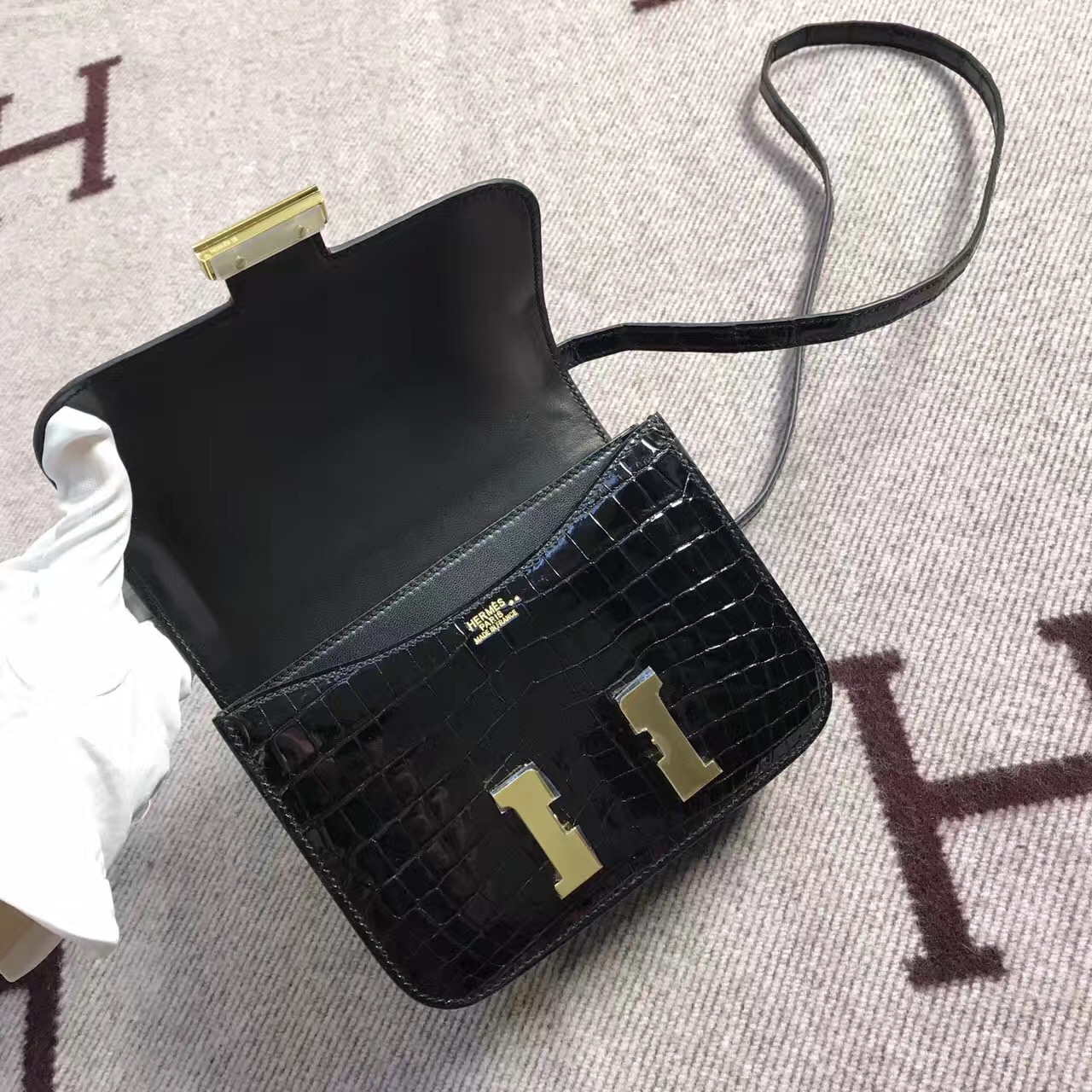 Hermes爱马仕 Constance 19 黑色 原版皮 金扣