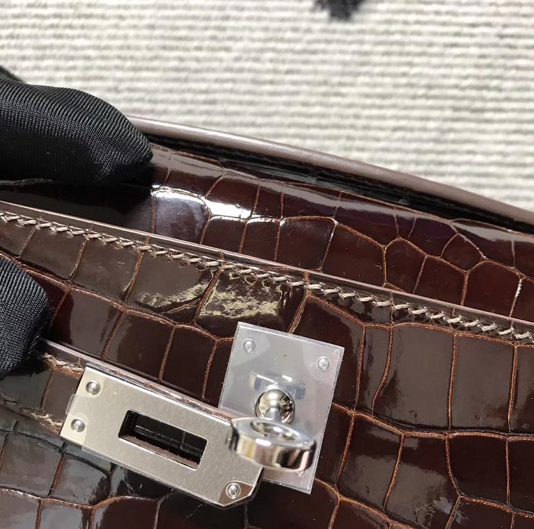 Hermès（爱马仕） Mini Kelly迷你凯莉 深咖啡色 银扣 22cm