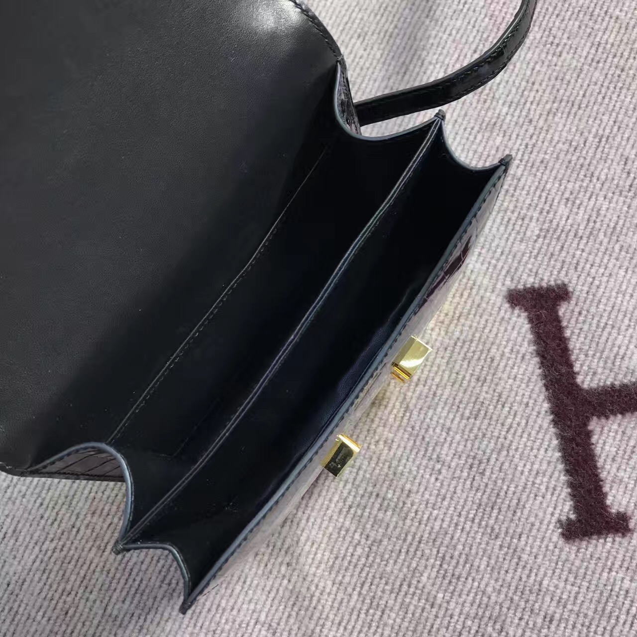 Hermes爱马仕 Constance 19 黑色 原版皮 金扣