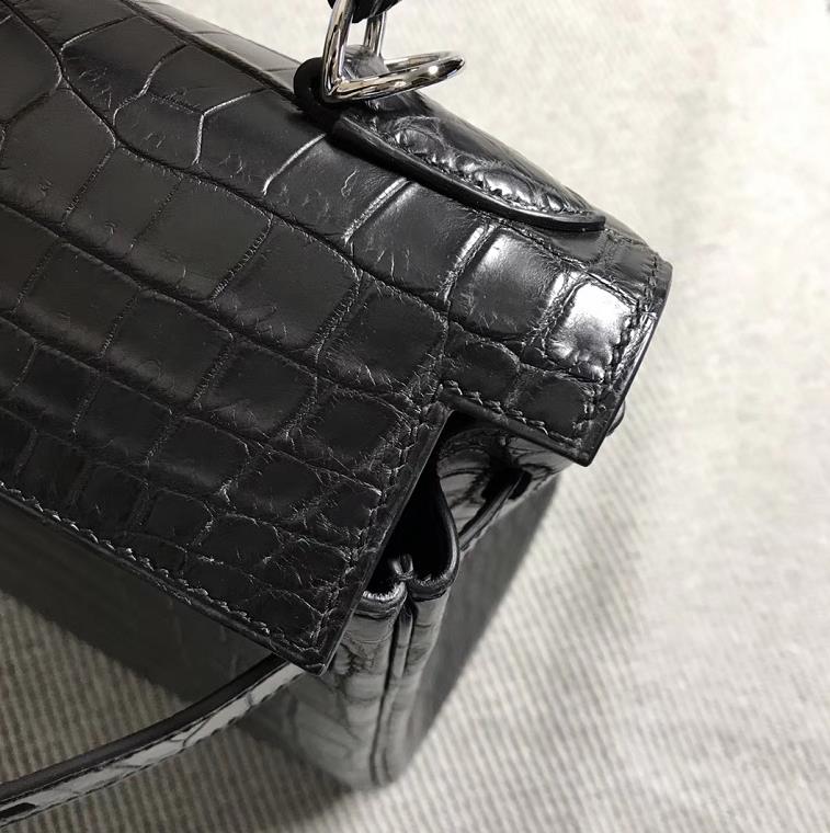 Hermès（爱马仕） Kelly凯莉包 亚黑 银扣 28cm