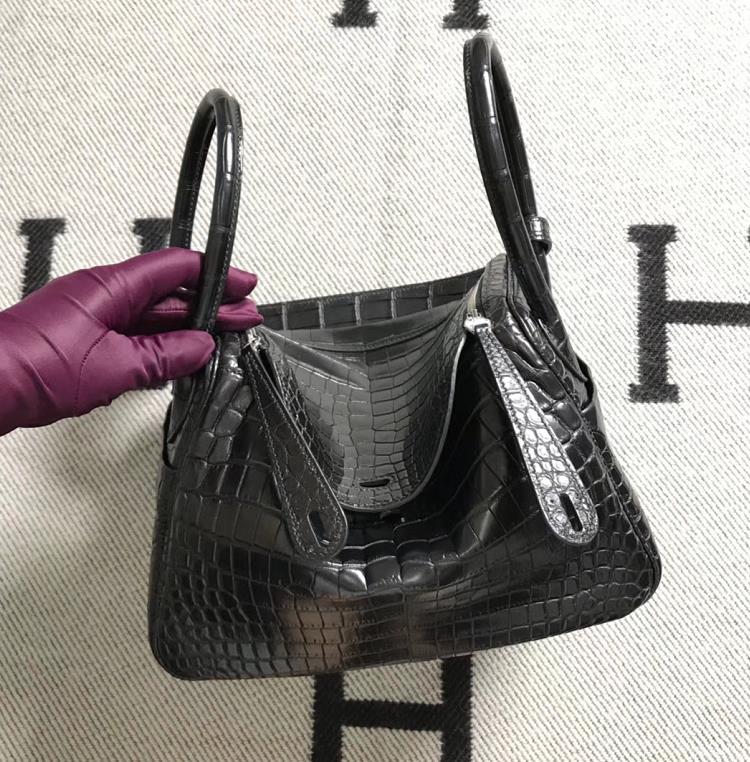 Hermes 爱马仕 雾面鳄鱼皮 Lindy 26CM 琳迪包 黑色银扣