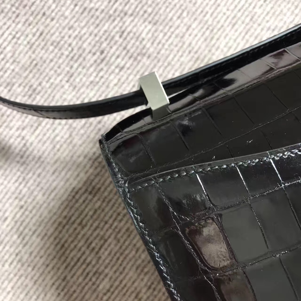Hermes爱马仕 Constance 24 黑色 原版皮 银扣