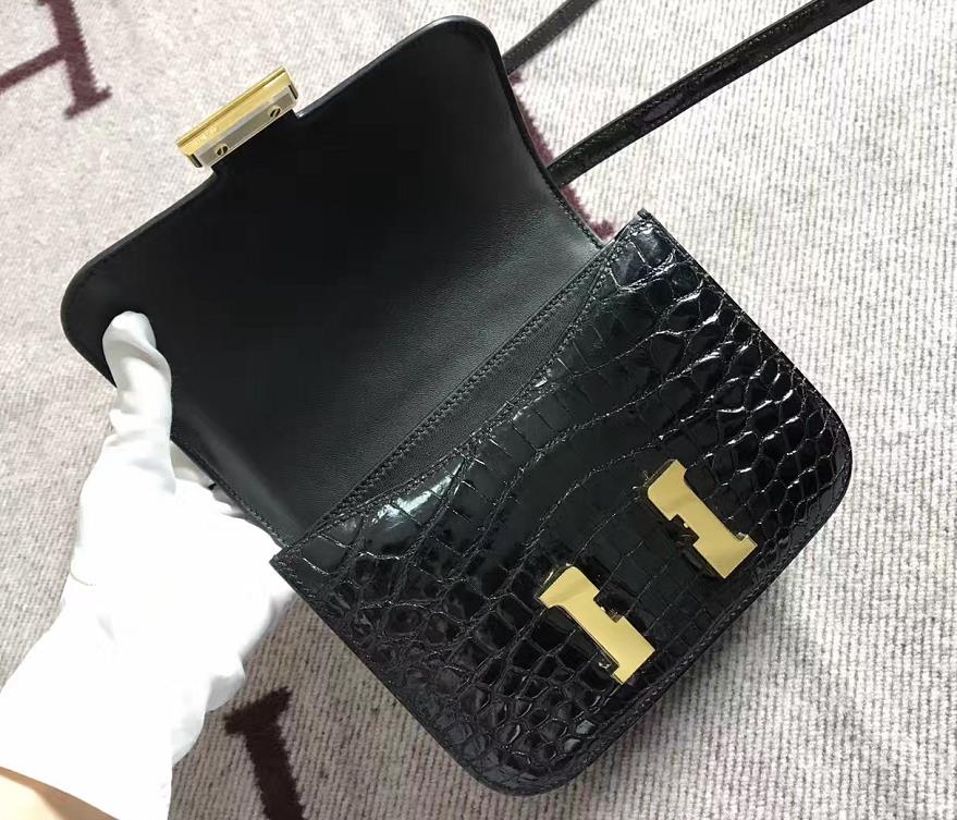 Hermes爱马仕 Constance 19 黑色 鳄鱼皮 金扣