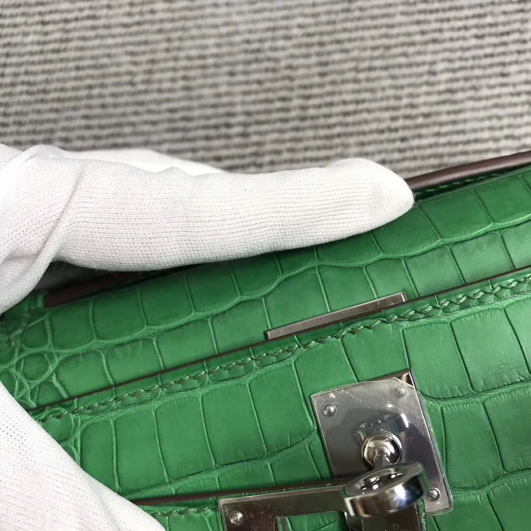 Hermès(爱马仕) Mini Kelly迷你凯莉 美洲仙人掌绿 银扣 22cm-拉尔森鳄鱼皮具定制 - 爱马仕包包官网 Hermès(爱马仕) Mini Kelly迷你凯莉 美洲仙人掌绿 银扣 22cm