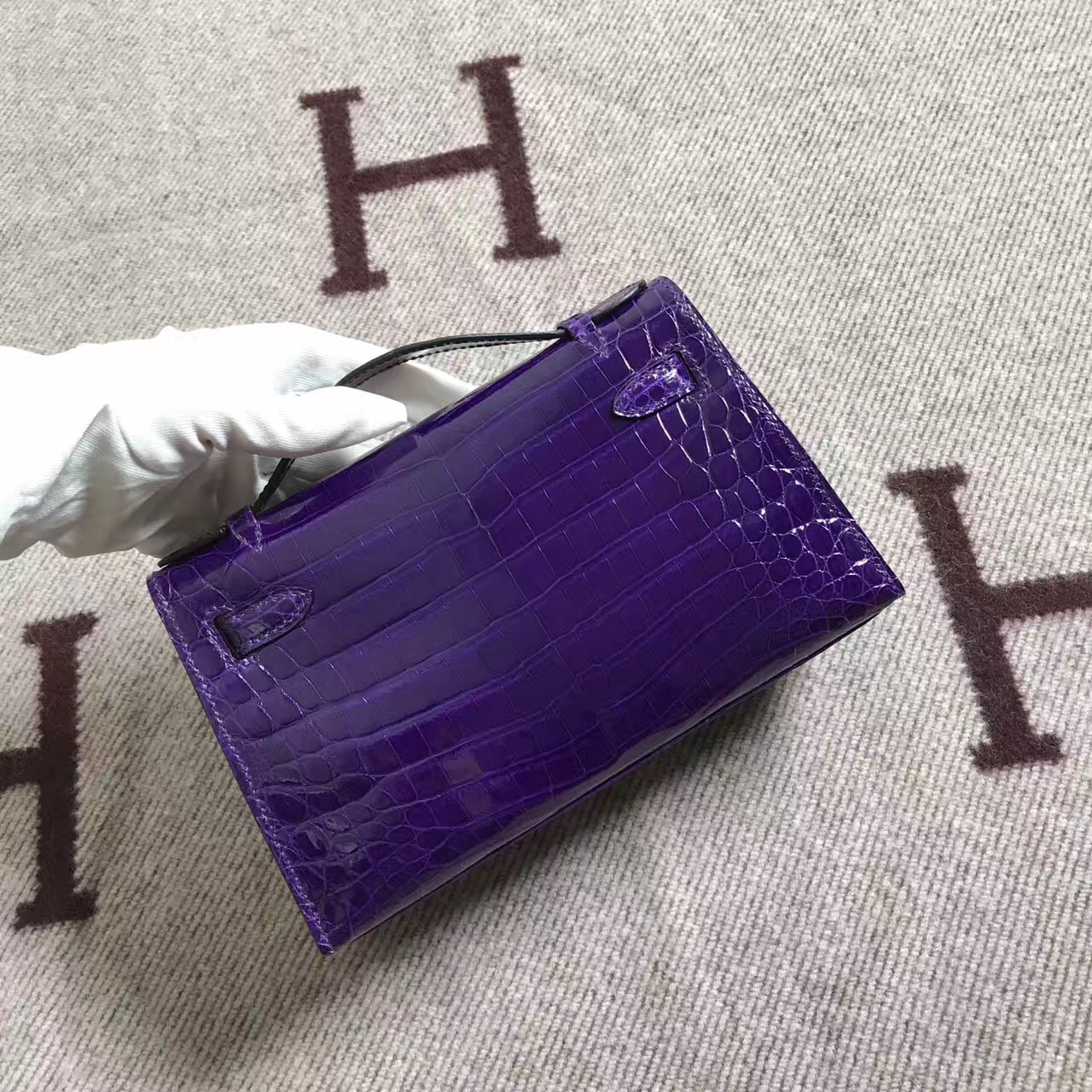 Hermès（爱马仕） Mini Kelly迷你凯莉 紫色 鳄鱼皮 银扣 22cm