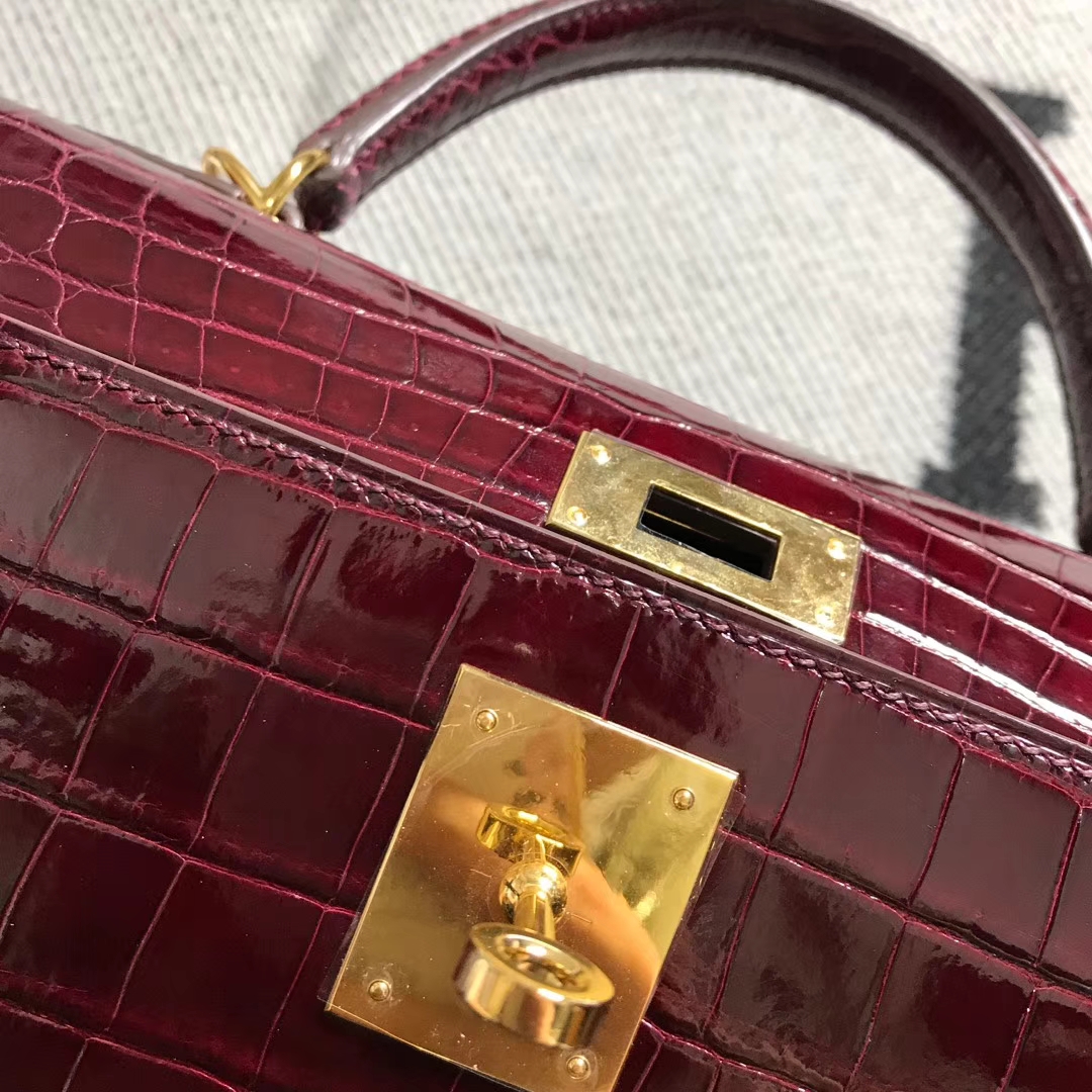 Hermès(爱马仕)Kelly凯莉包 酒红色 金扣 28cm-拉尔森鳄鱼皮具定制 - 爱马仕包包官网 Hermès(爱马仕)Kelly凯莉包 酒红色 金扣 28cm