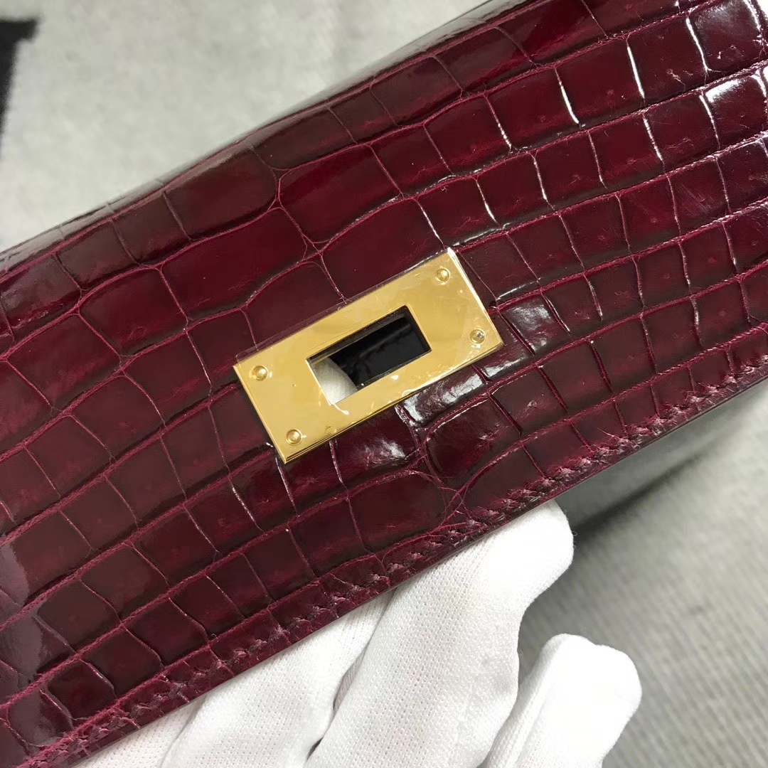 Hermès（爱马仕）Kelly凯莉包 酒红色 金扣 28cm