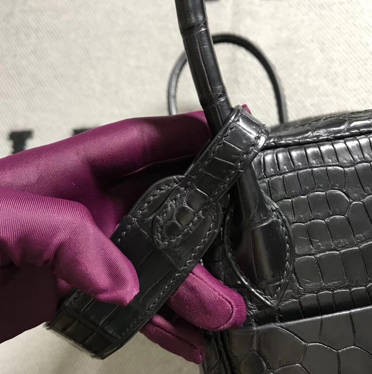 Hermes 爱马仕 雾面鳄鱼皮 Lindy 26CM 琳迪包 黑色银扣