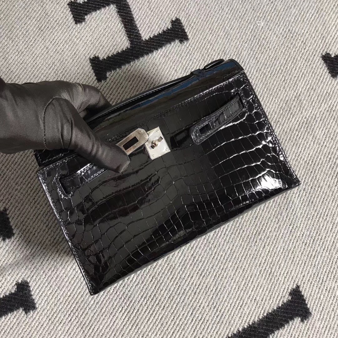 Hermès（爱马仕） Mini Kelly迷你凯莉 黑色 鳄鱼皮 银扣 22cm