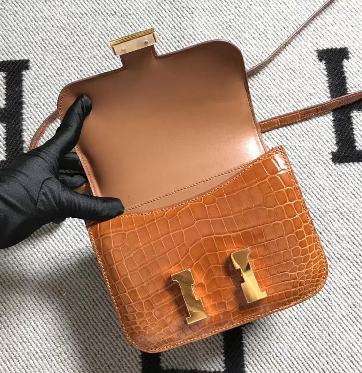 Hermes爱马仕 Constance 19 土黄色 原版皮 金扣