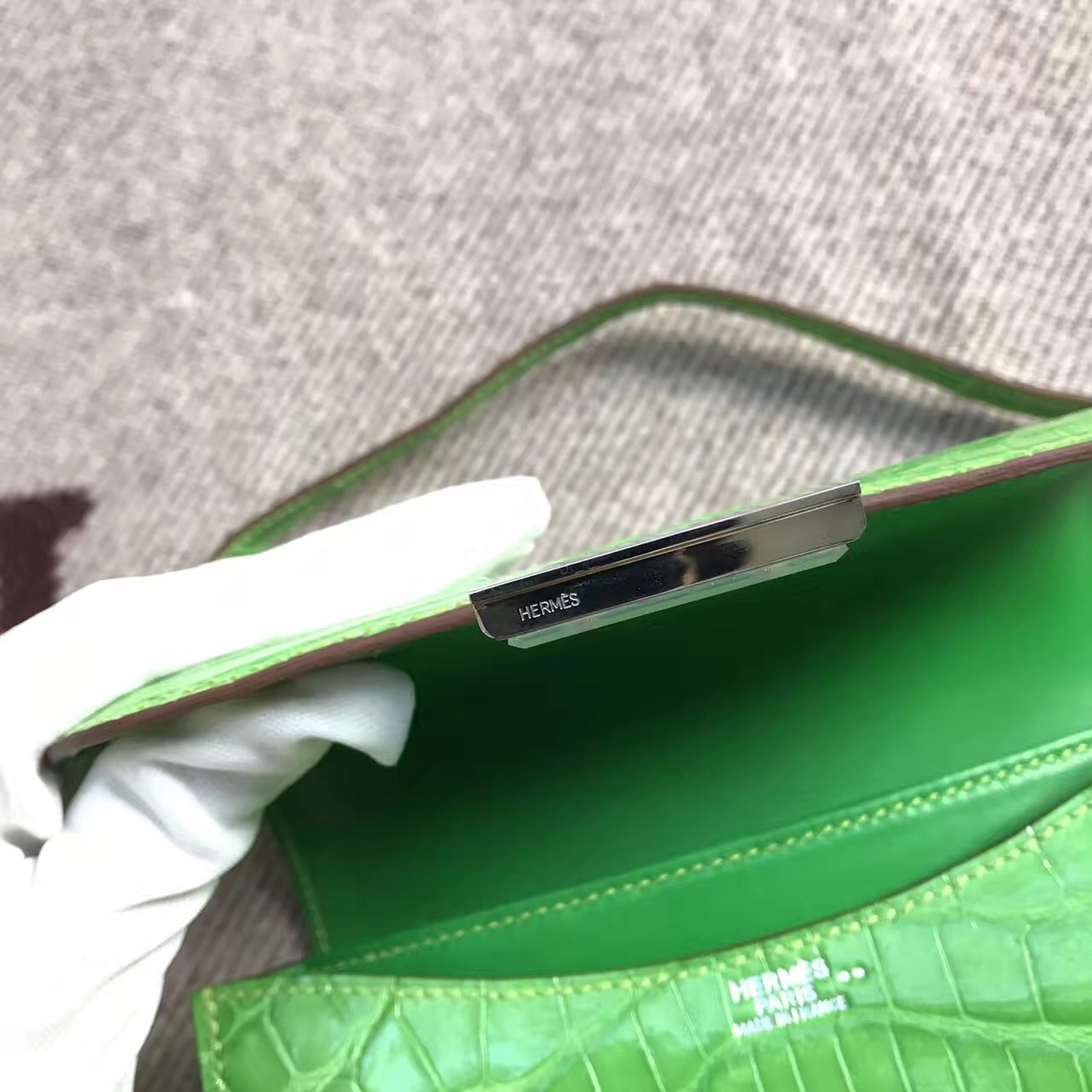 Hermes爱马仕 Constance 19 苹果绿 原版皮 银扣