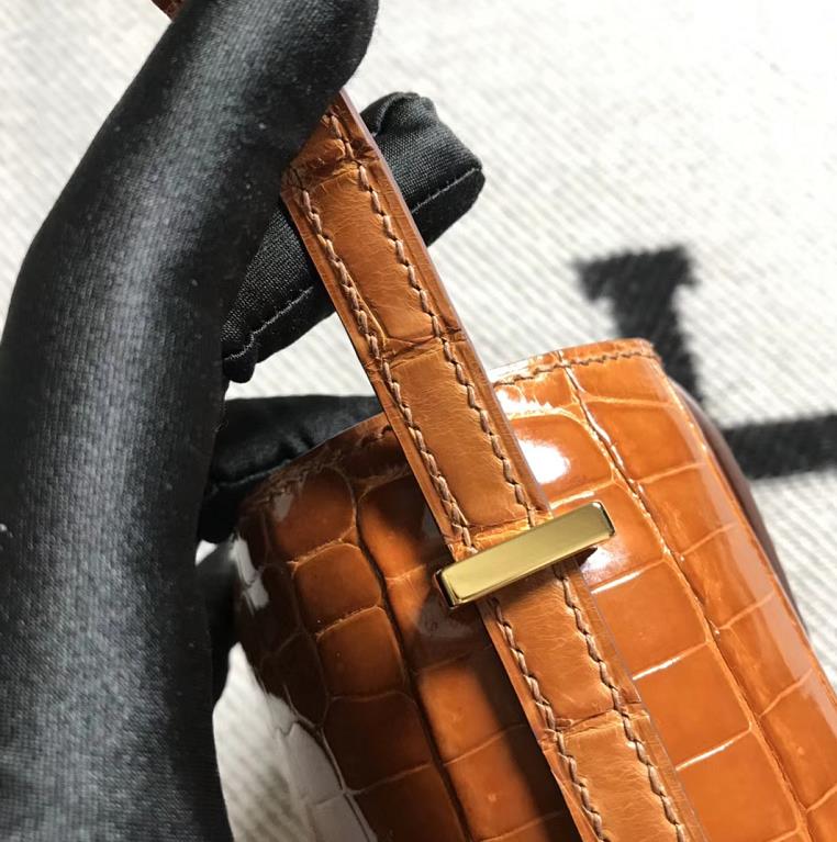 Hermes爱马仕 Constance 19 土黄色 原版皮 金扣