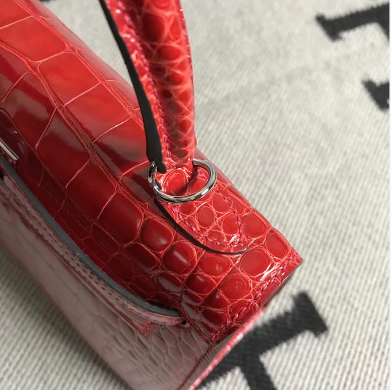 Hermès（爱马仕）Kelly 凯莉包 法拉利红 银扣 25cm