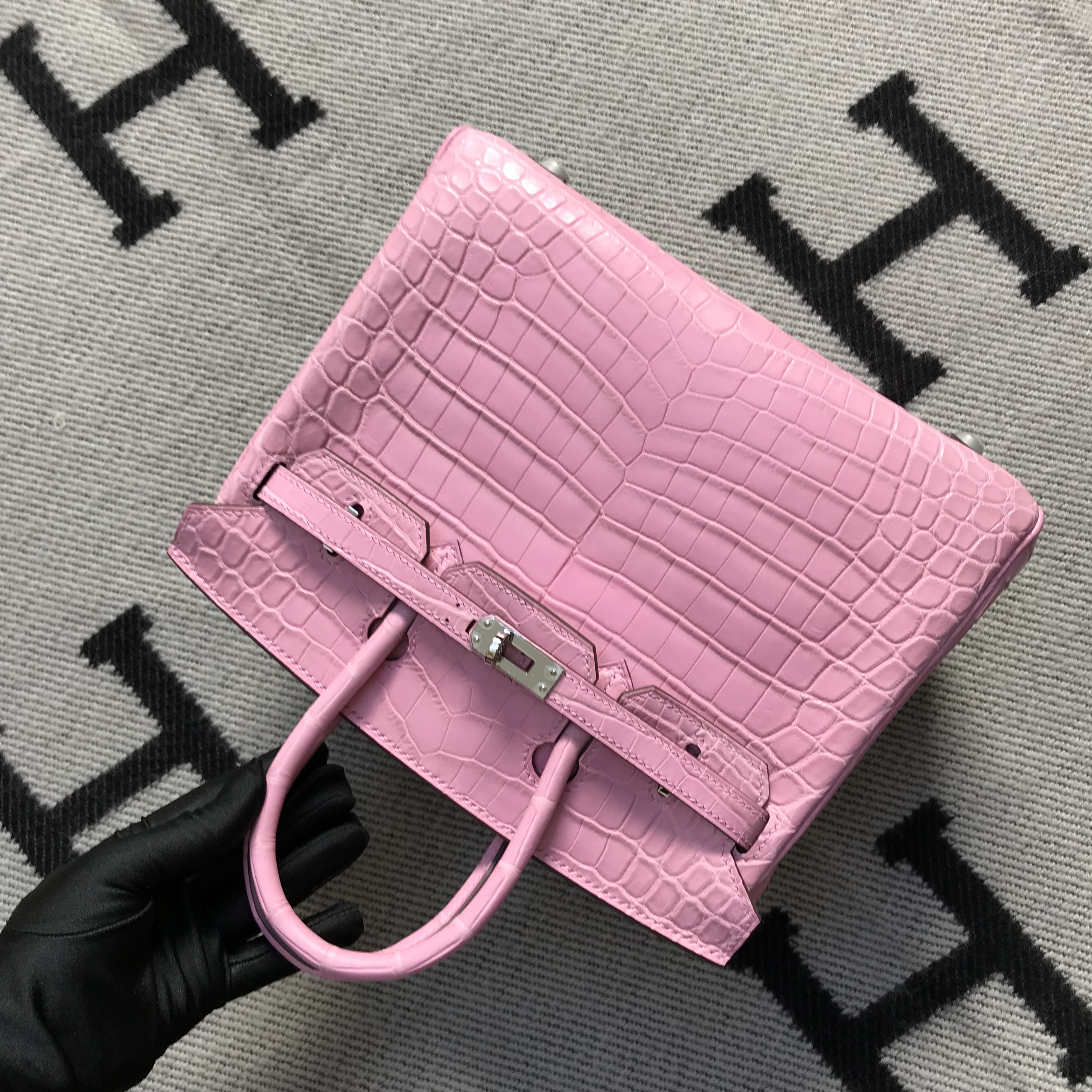 Hermès（爱马仕）Birkin 铂金包 樱花粉亚光 银扣 25cm