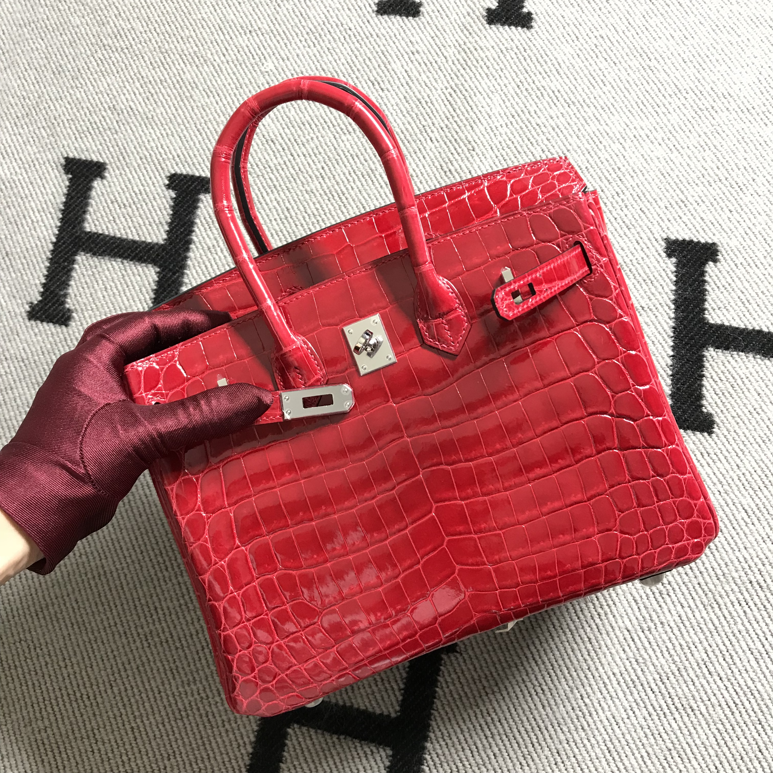 Hermès（爱马仕）Birkin 铂金包 大红色 银扣 25cm