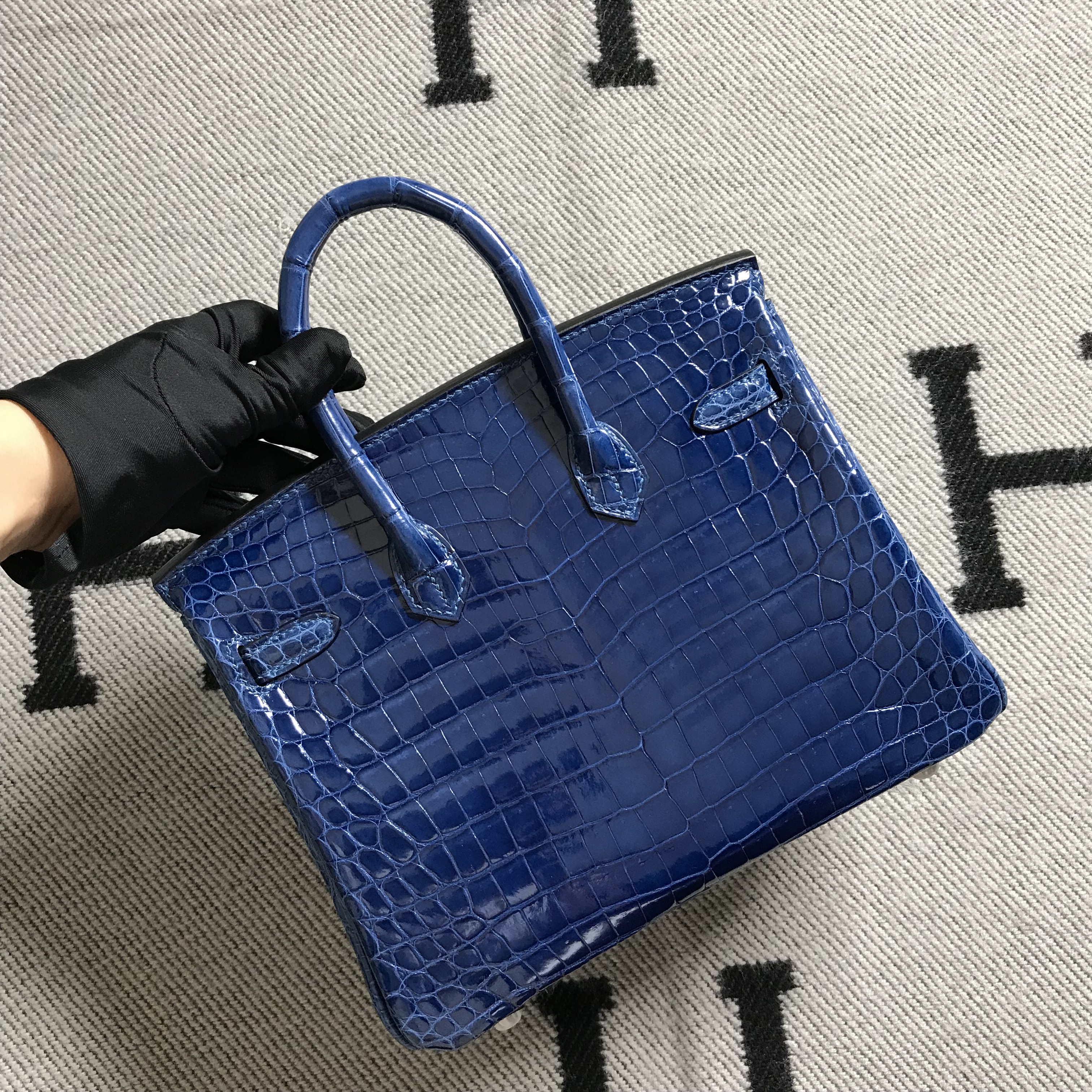 Hermès（爱马仕）Birkin 铂金包 宝蓝色 银扣 25cm