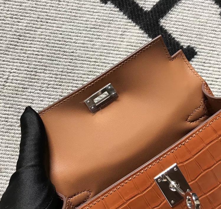 Hermès（爱马仕） Mini Kelly迷你凯莉 美洲浅棕色 银扣 2代