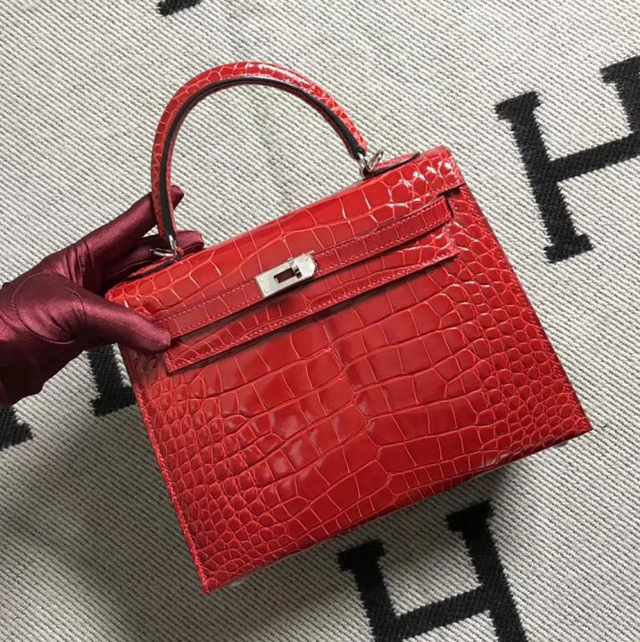 Hermès（爱马仕）Kelly 凯莉包 法拉利红 银扣 25cm