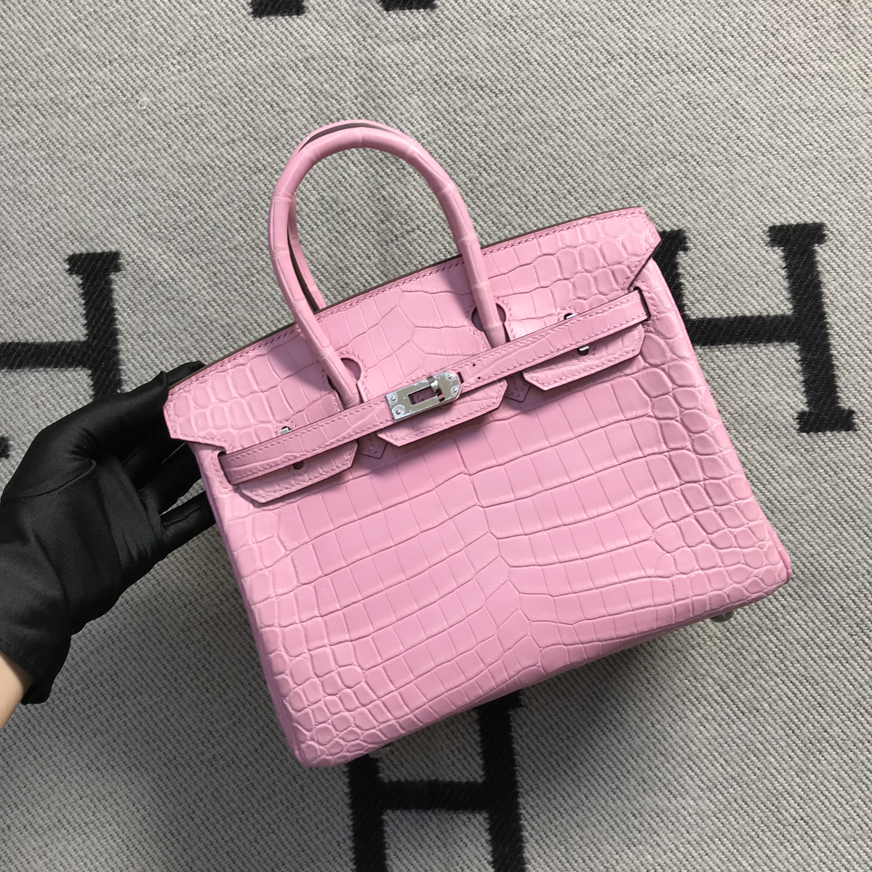 Hermès（爱马仕）Birkin 铂金包 樱花粉亚光 银扣 25cm