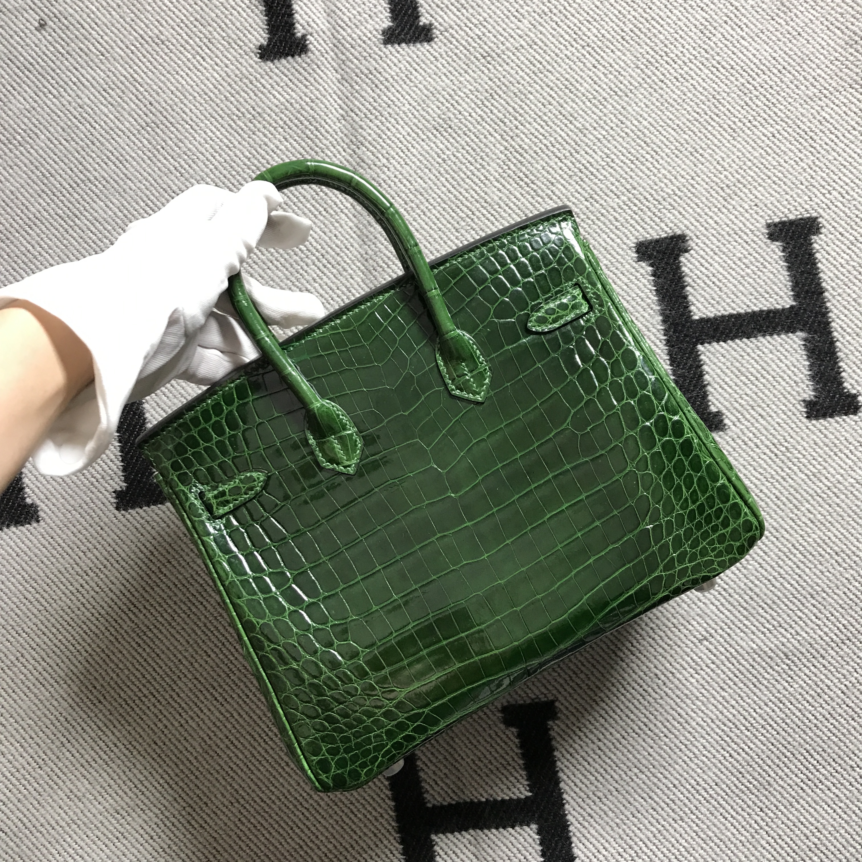 Hermès（爱马仕）Birkin 铂金包 翡翠绿 银扣 25cm