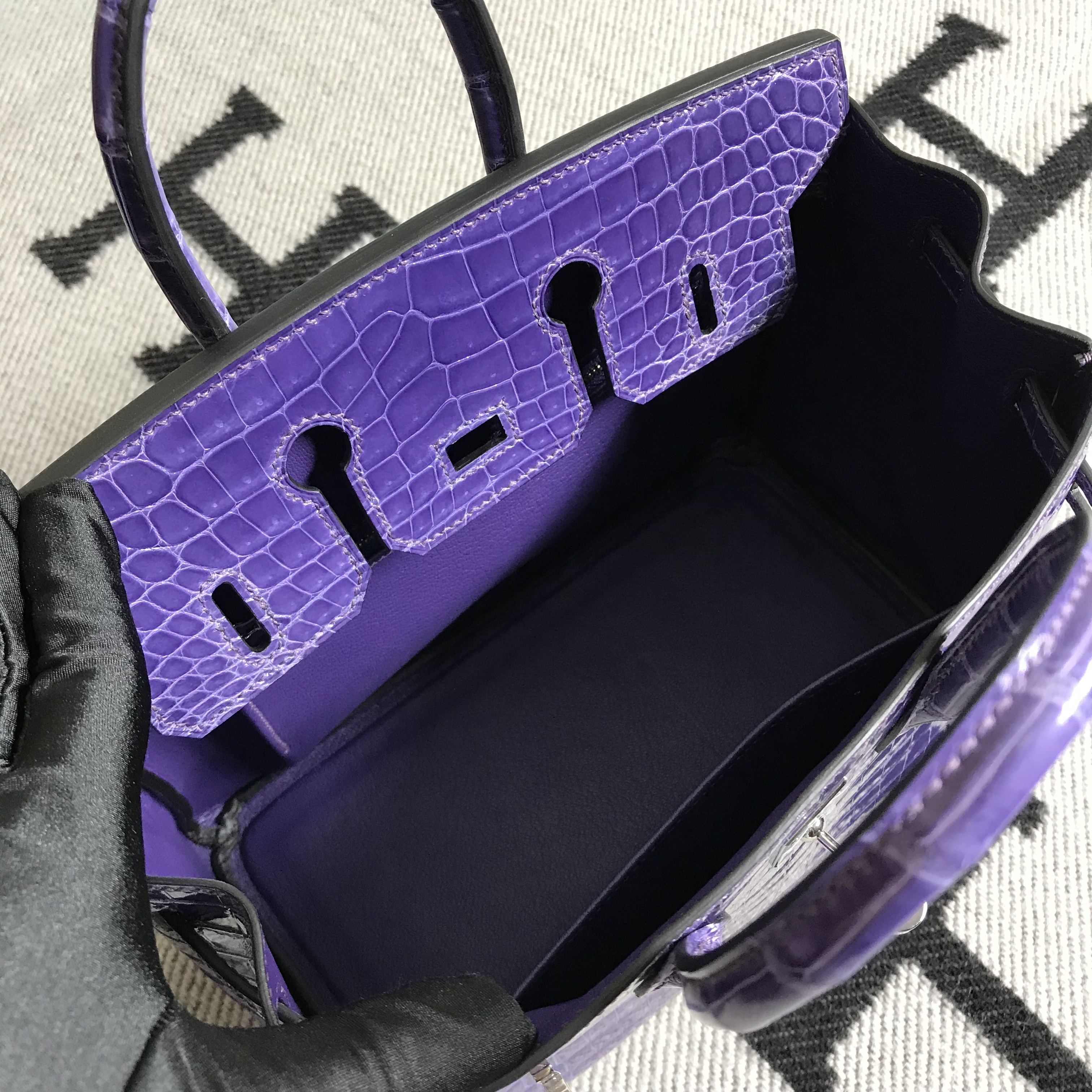 Hermès(爱马仕)Birkin 铂金包 水晶紫 银扣 25cm-拉尔森鳄鱼皮具定制 - 爱马仕包包官网 Hermès(爱马仕)Birkin 铂金包 水晶紫 银扣 25cm