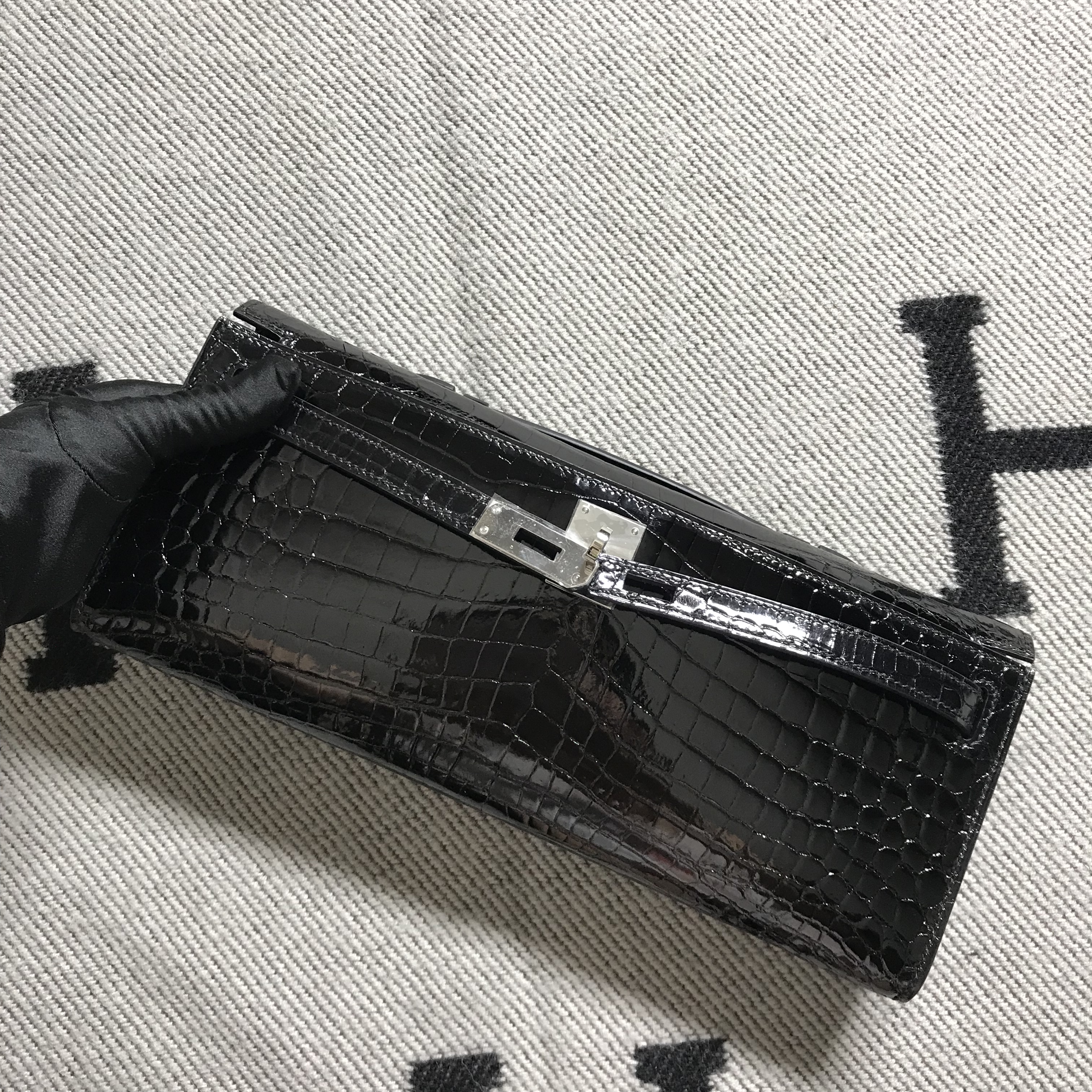 Hermès（爱马仕）Kelly Cut手包 黑色 银扣 2代