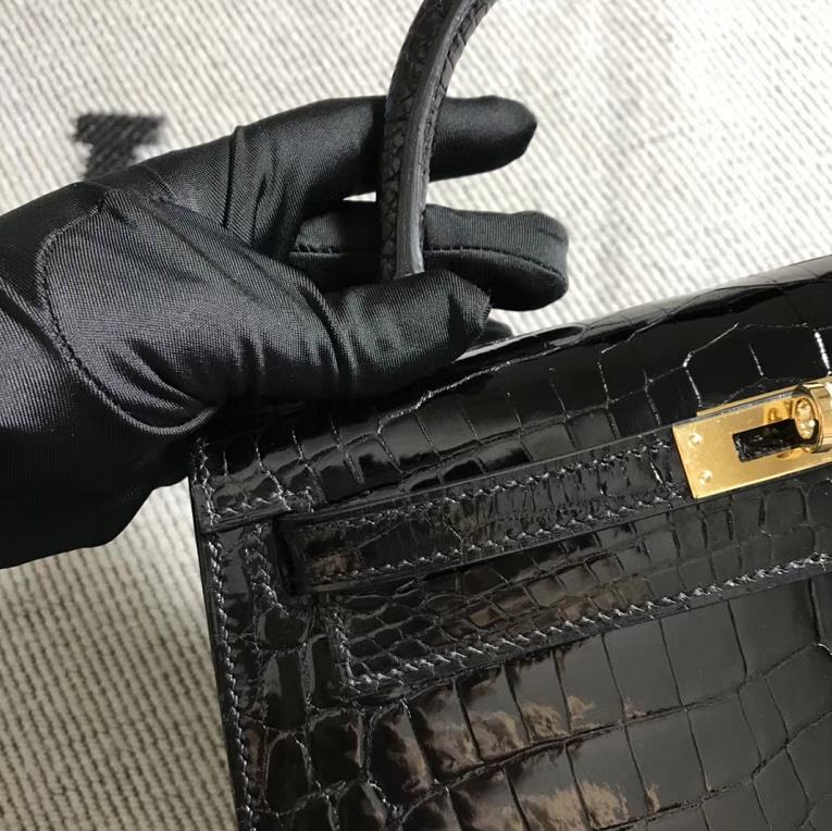 Hermès（爱马仕）Kelly 凯莉包 黑色 金扣 25cm