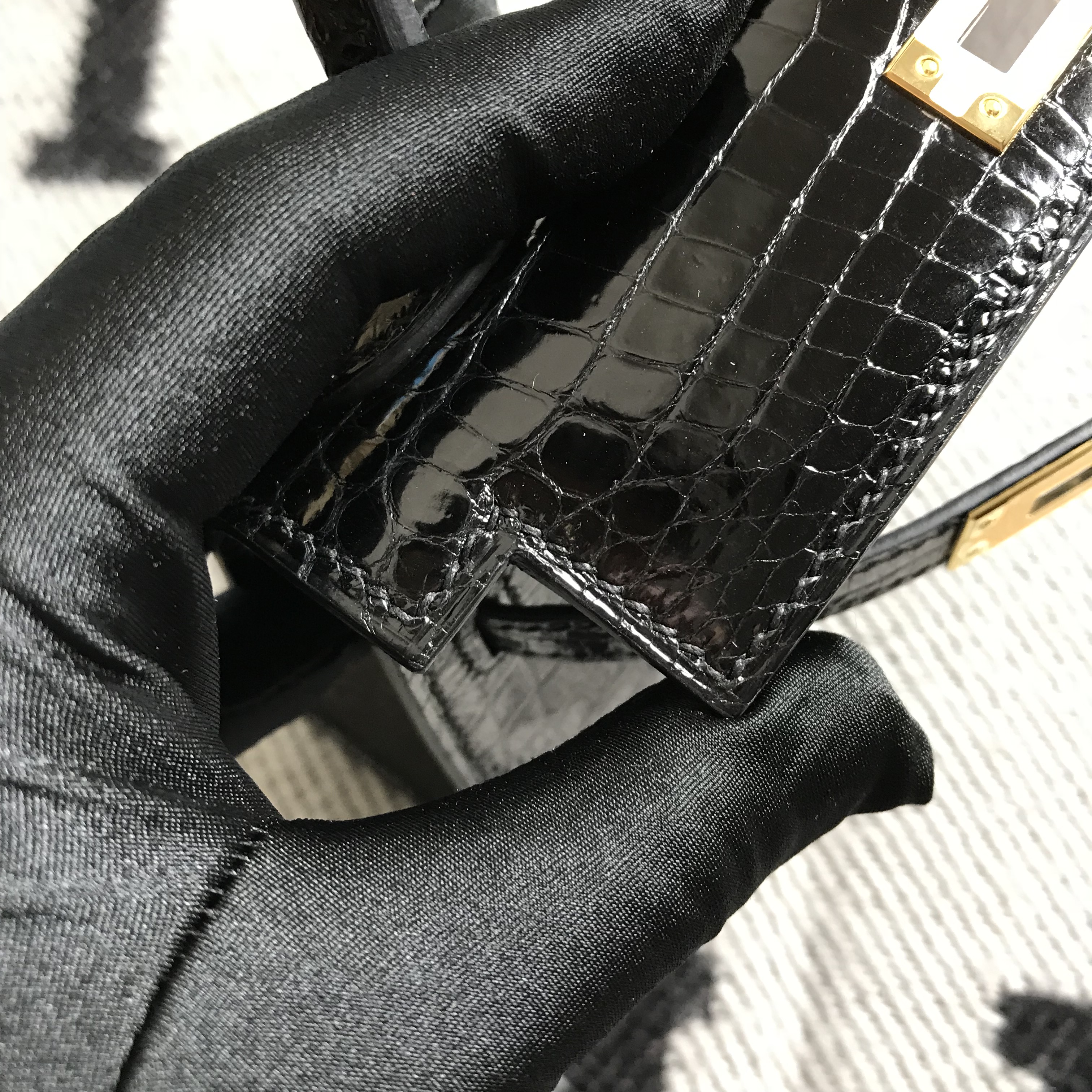 Hermès（爱马仕） Mini Kelly迷你凯莉 黑色 金扣 2代