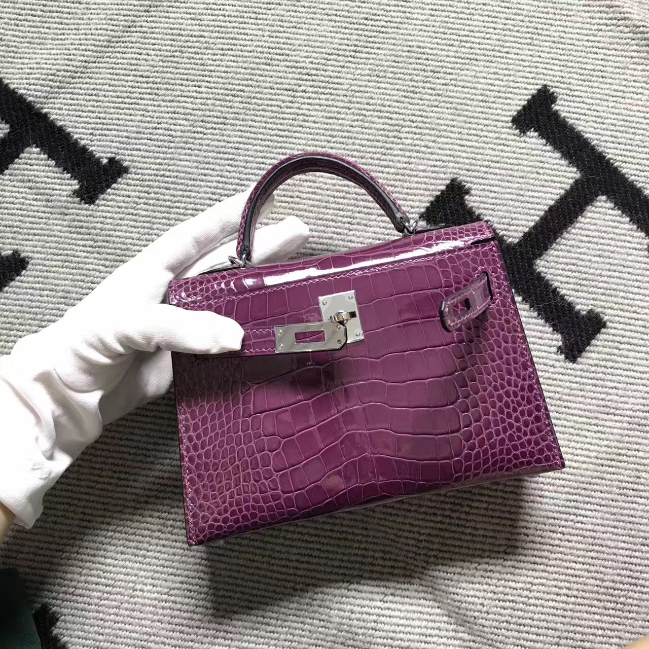 Hermès（爱马仕） Mini Kelly迷你凯莉 美洲紫色 银扣 2代