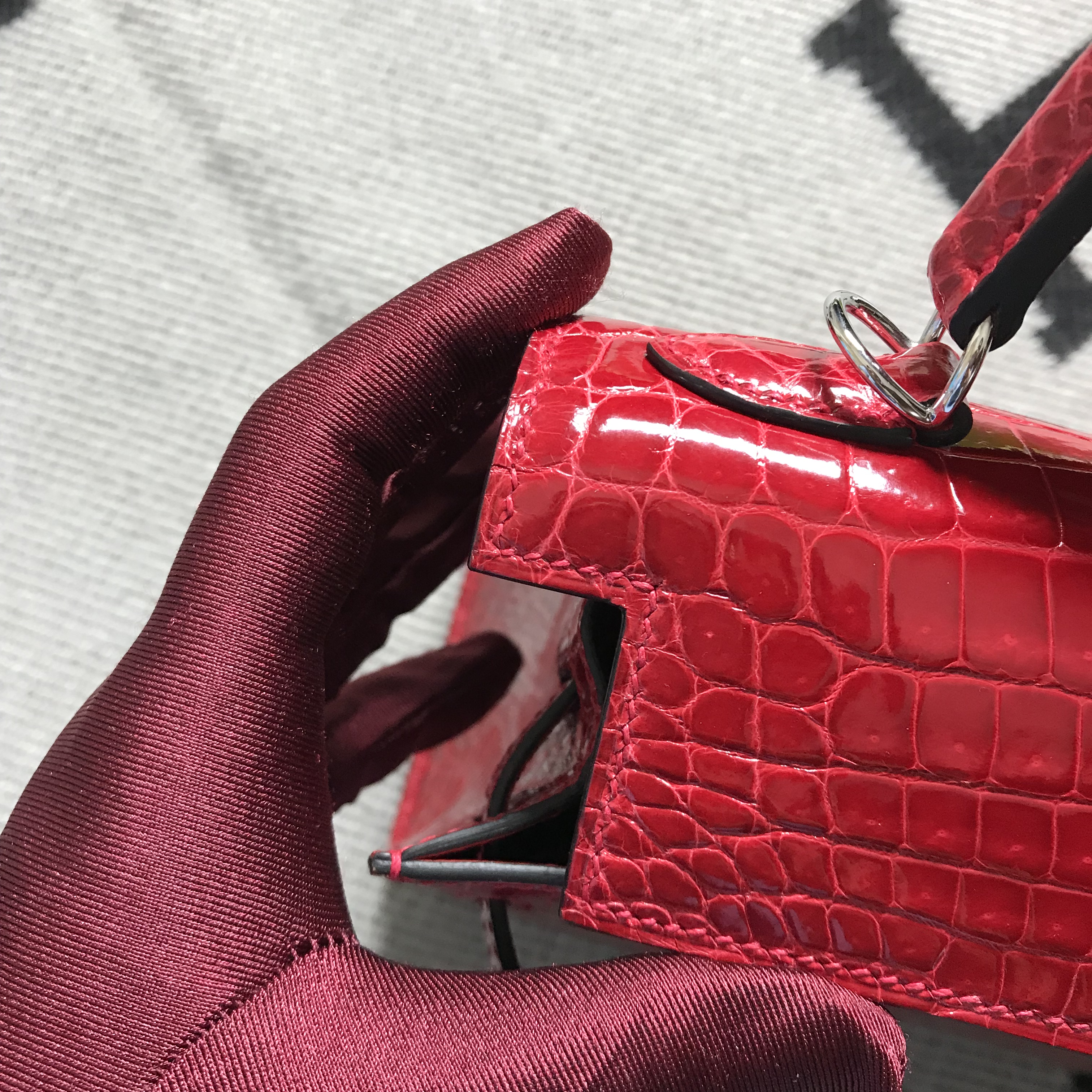 Hermès（爱马仕）Kelly 凯莉包 大红色 银扣 25cm
