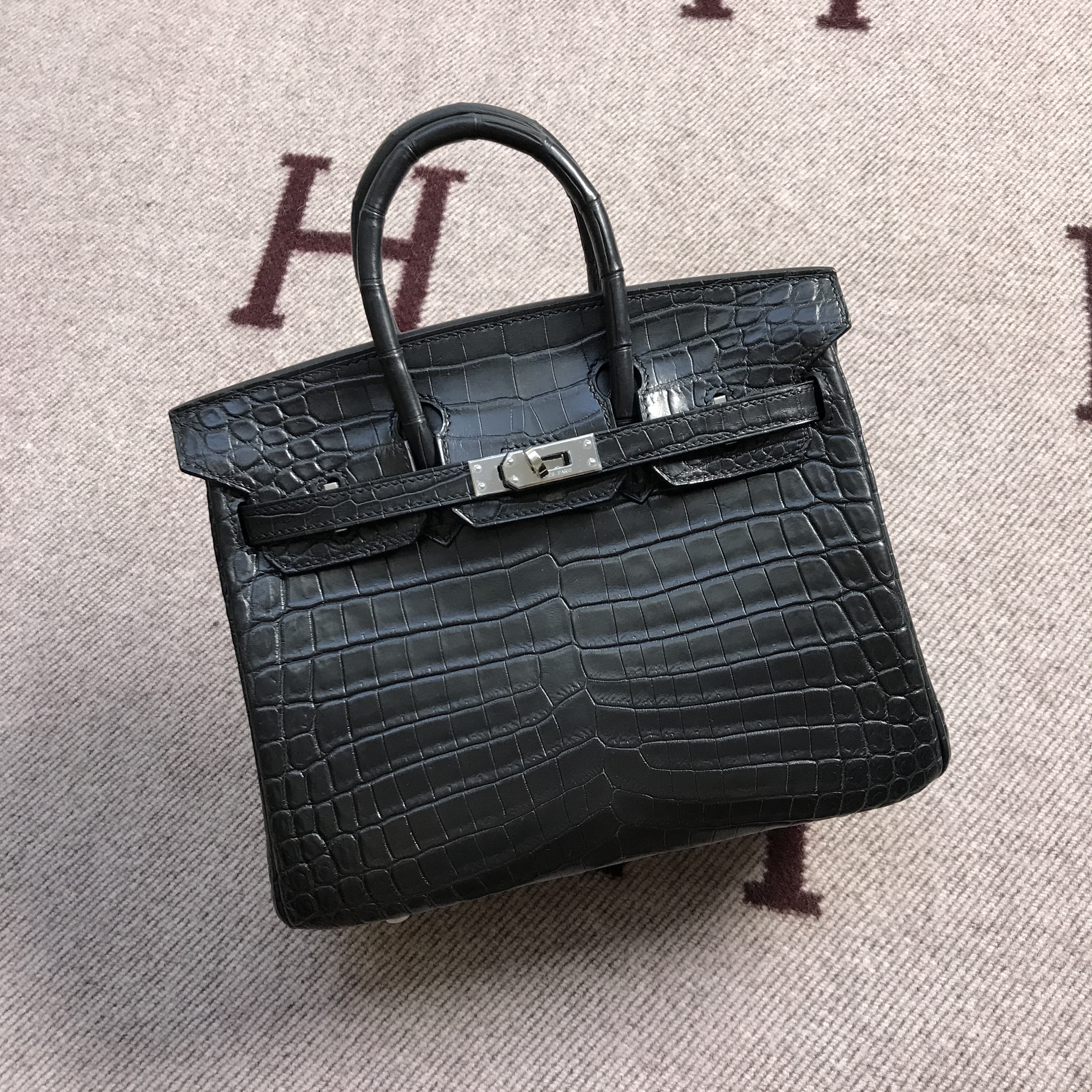 Hermès（爱马仕）Birkin 铂金包 黑色 亚光 银扣 25cm