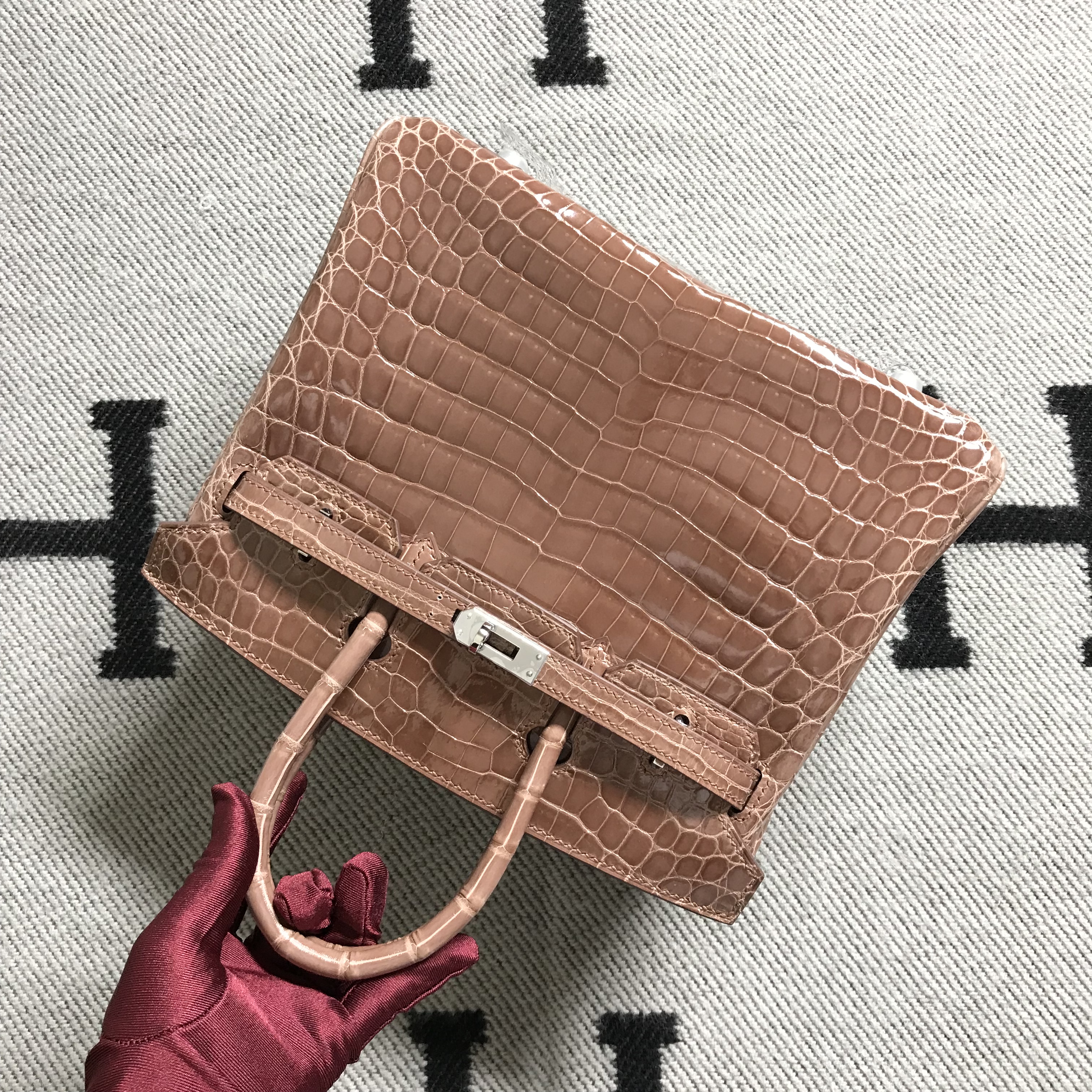 Hermès（爱马仕）Birkin 铂金包 褐色 银扣 25cm