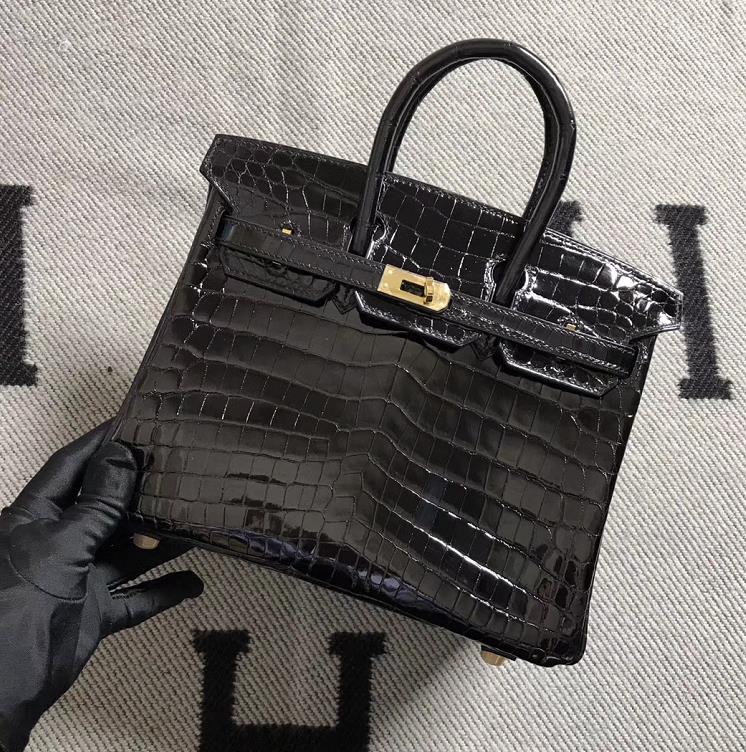Hermès（爱马仕）Birkin 铂金包 黑色 金扣 25cm
