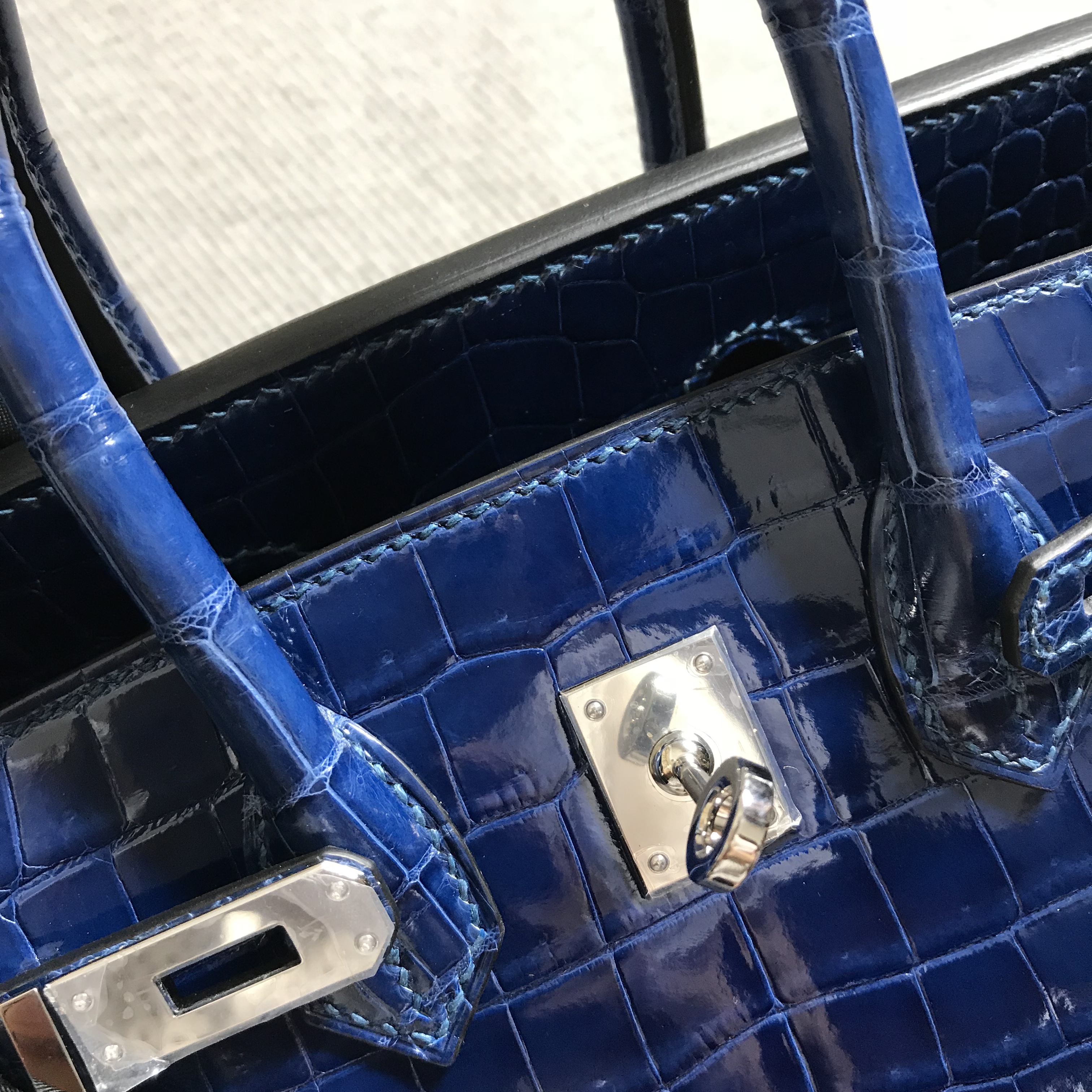 Hermès(爱马仕)Birkin 铂金包 宝蓝色 银扣 25cm-拉尔森鳄鱼皮具定制 - 爱马仕包包官网 Hermès(爱马仕)Birkin 铂金包 宝蓝色 银扣 25cm