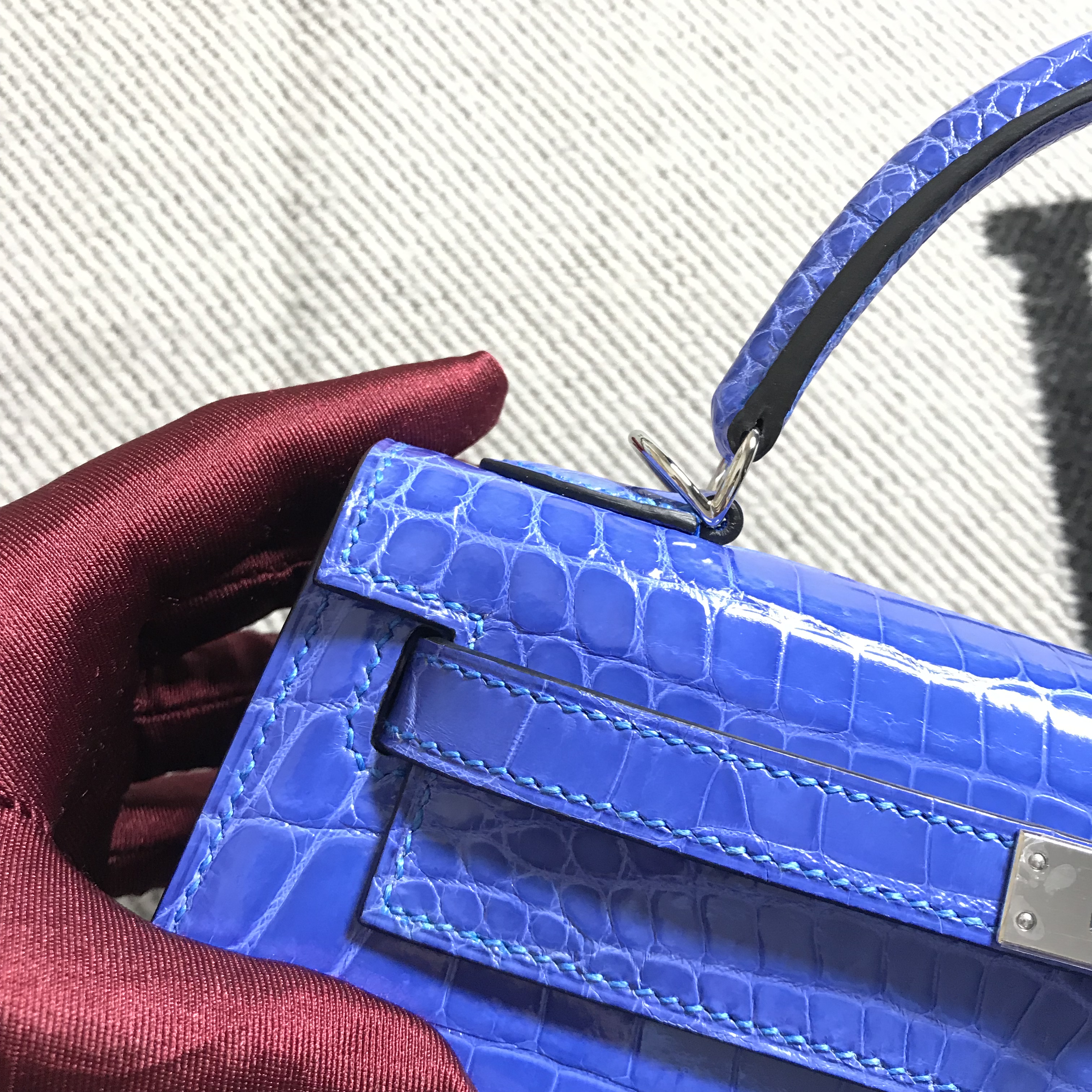 Hermès（爱马仕）Kelly 凯莉包 电光蓝 银扣 25cm