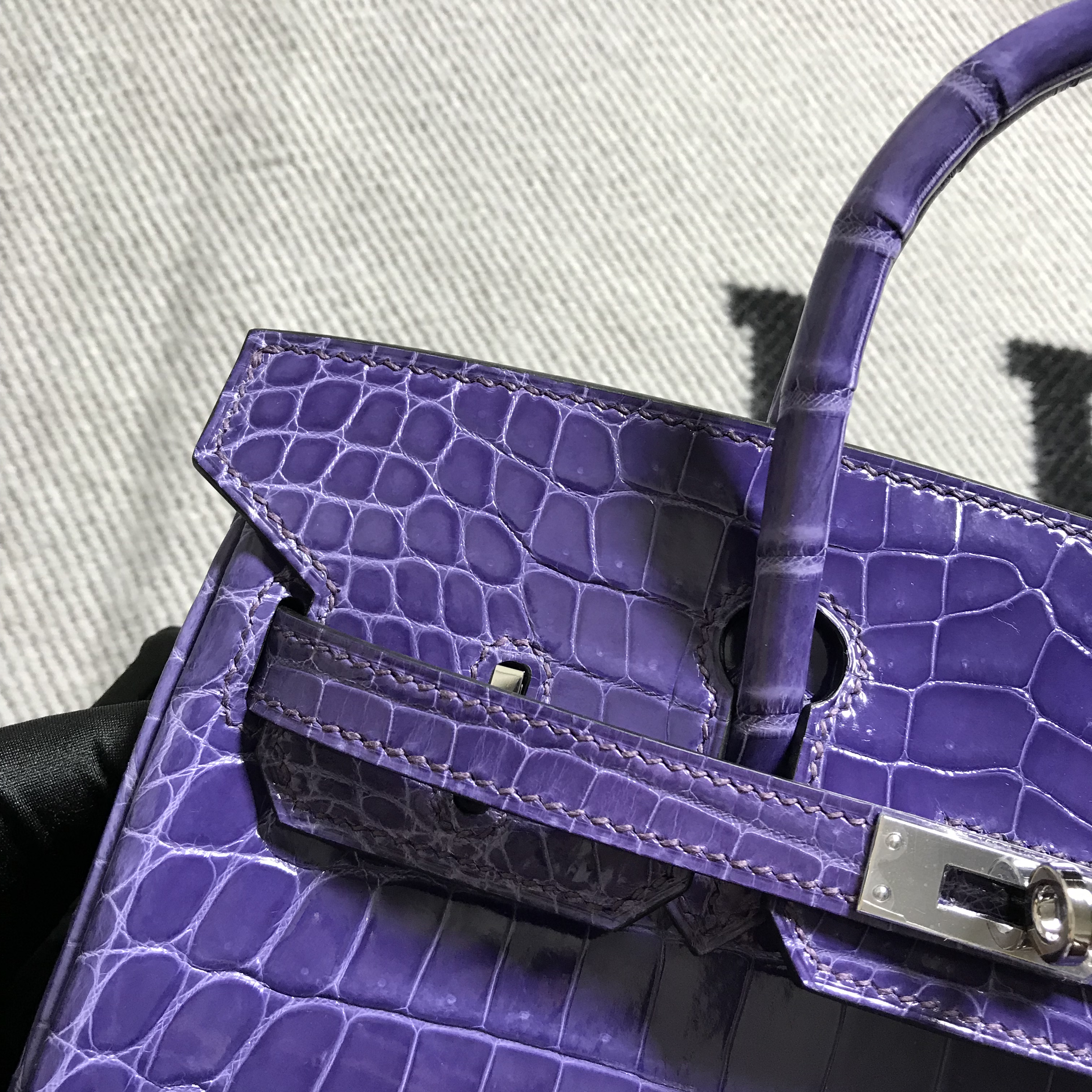 Hermès（爱马仕）Birkin 铂金包 水晶紫 银扣 25cm