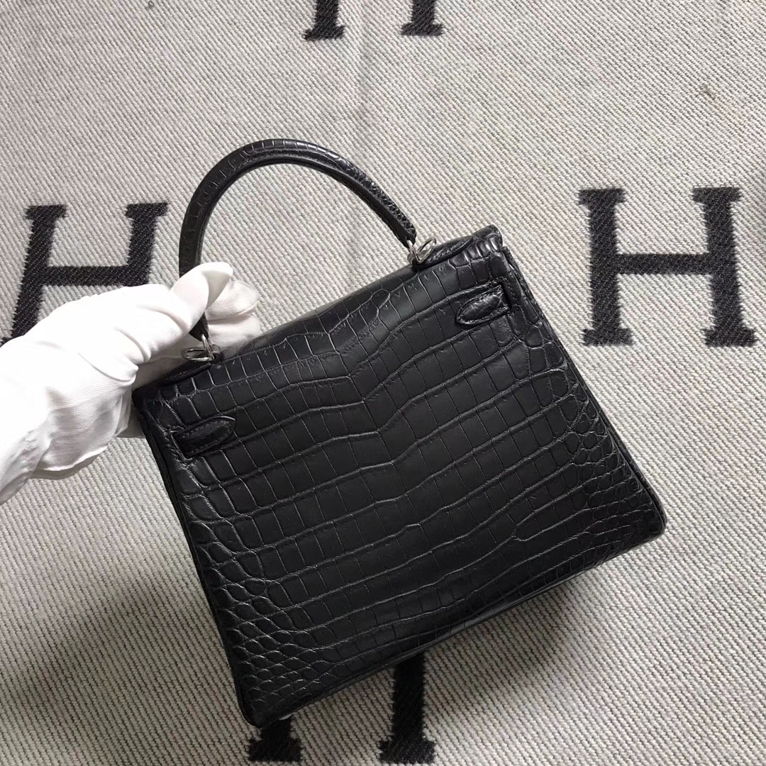 Hermès（爱马仕）Kelly 凯莉包 黑雾面 银扣 25cm