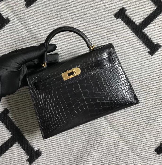 Hermès(爱马仕) Mini Kelly迷你凯莉 美洲黑雾面 金扣 2代-拉尔森鳄鱼皮具定制 - 爱马仕包包官网 Hermès(爱马仕) Mini Kelly迷你凯莉 美洲黑雾面 金扣 2代