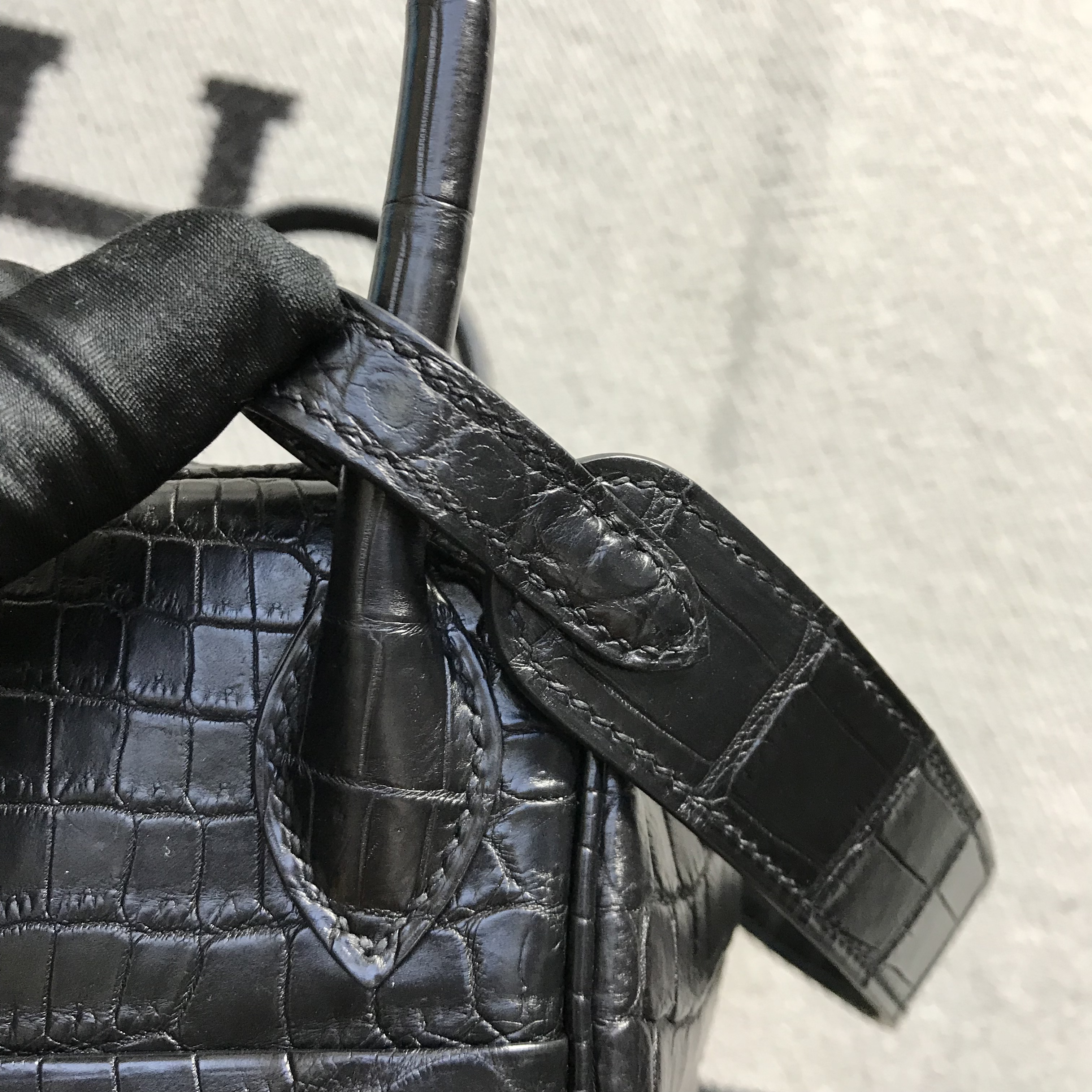 Hermès（爱马仕）新款 Lindy 琳迪包 黑色 银扣 26cm