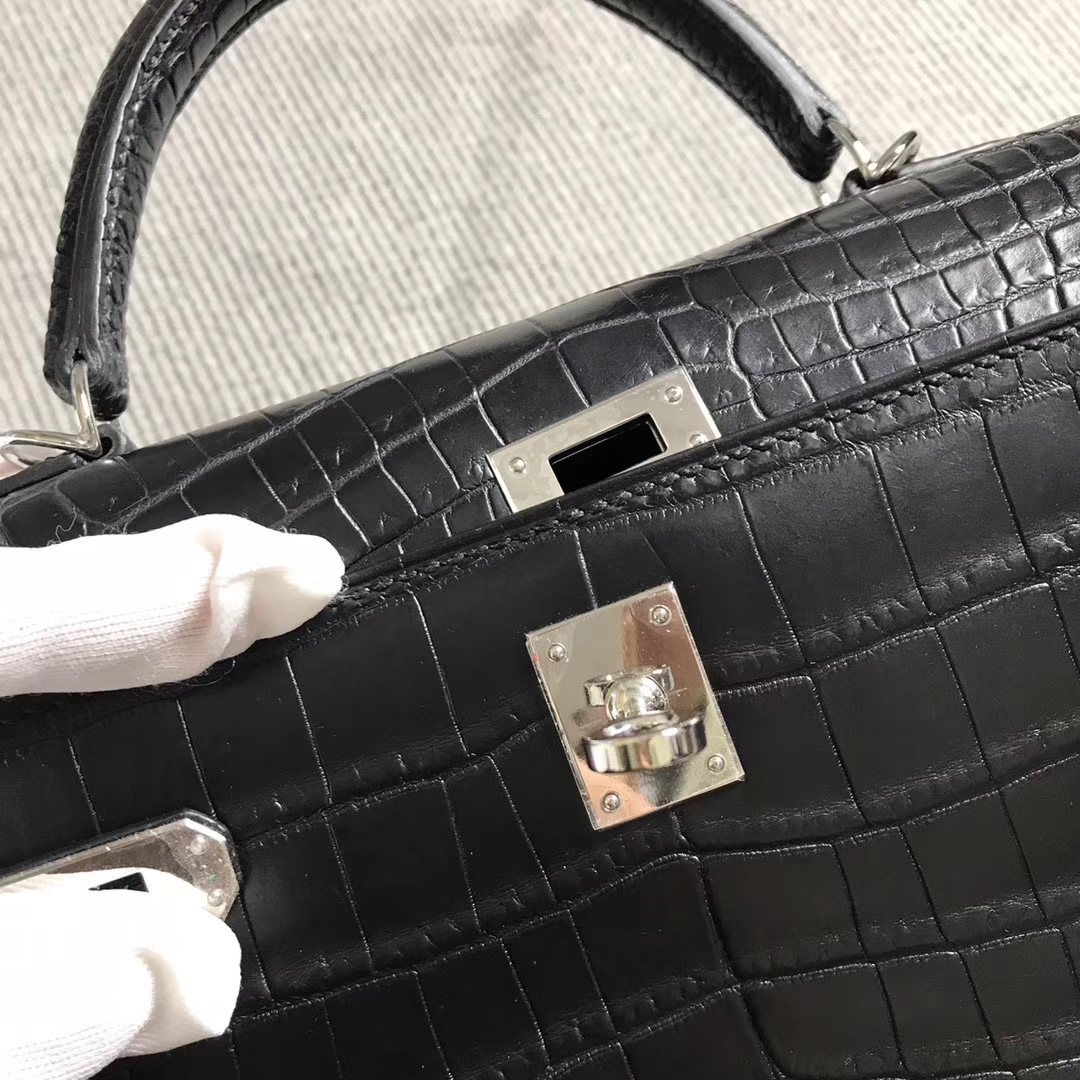 Hermès（爱马仕）Kelly 凯莉包 黑雾面 银扣 25cm