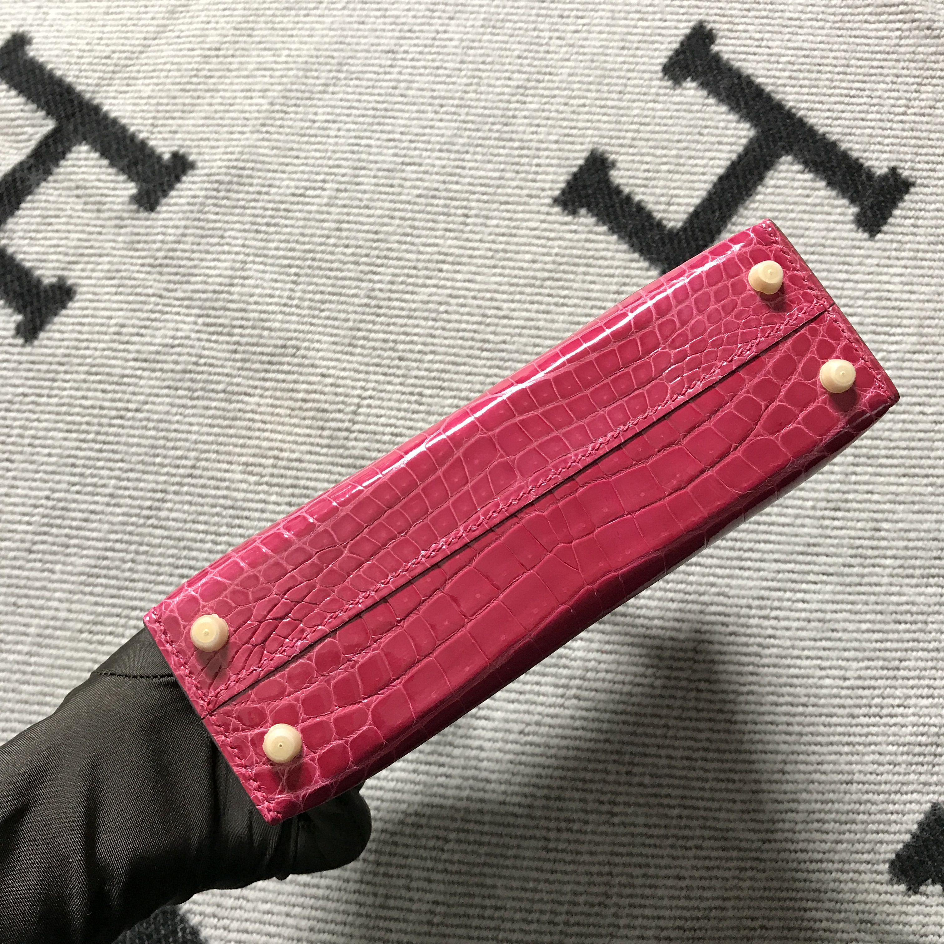 Hermès（爱马仕） Mini Kelly迷你凯莉 胭脂红 金扣 2代