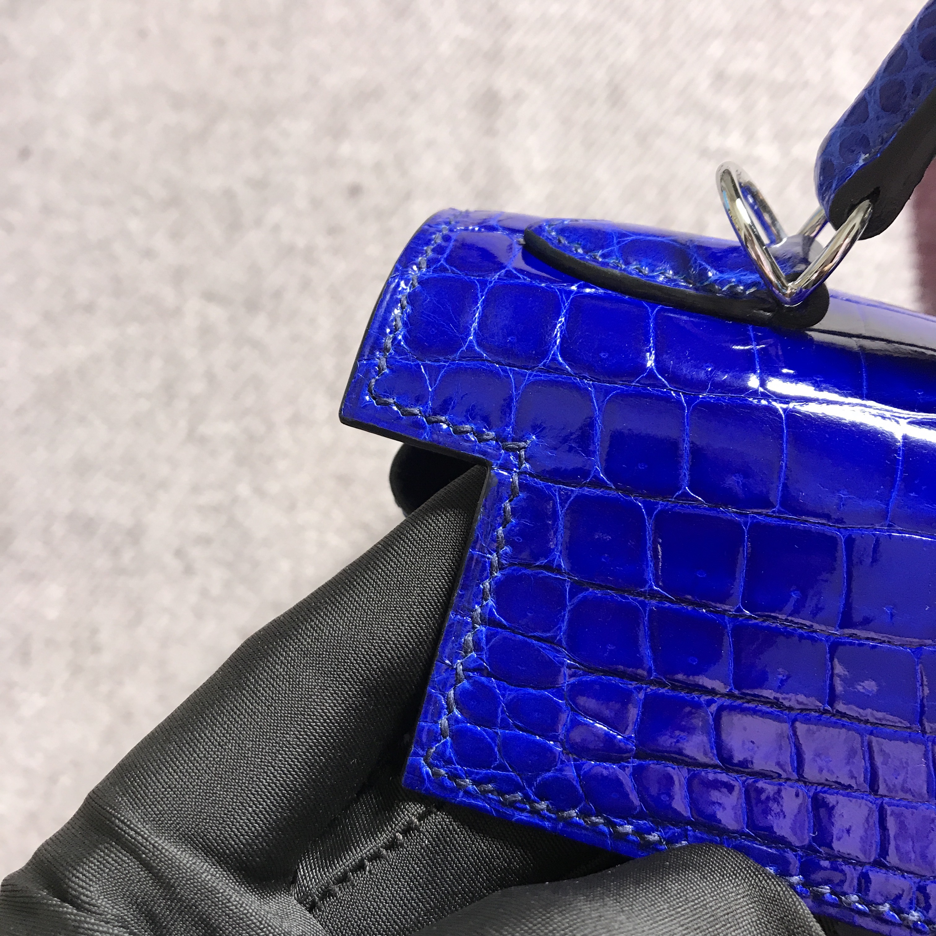 Hermès（爱马仕） Kelly 凯莉包 电光蓝 银扣 25cm